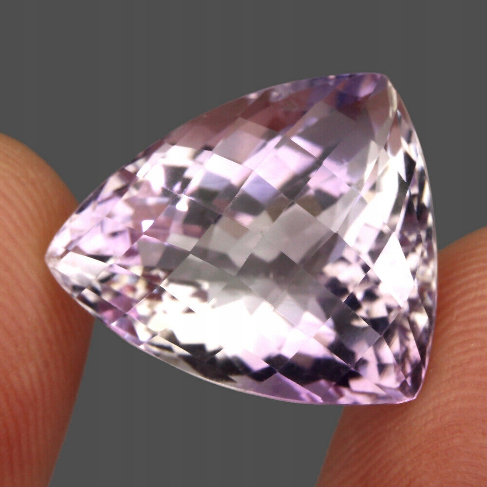 Přírodní kámen ametyst 19.34ct Vvs