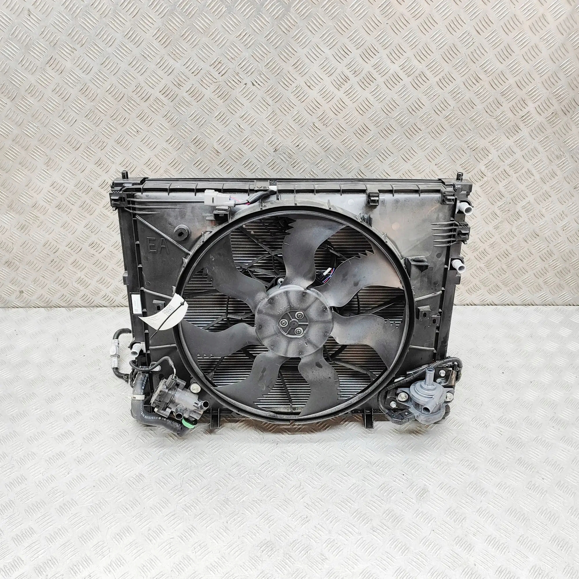 CZĘŚCI CHŁODZENIA LEXUS RZ (_BM1_) 1604110010 33715652 150kw 2025