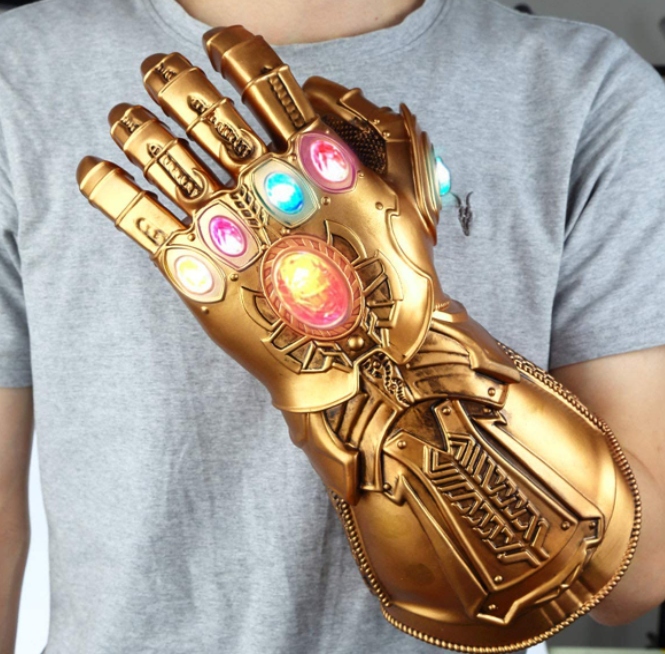 RĘKAWICA NIESKOŃCZONOŚCI THANOS AVENGERS LED TANOS Marka bez marki