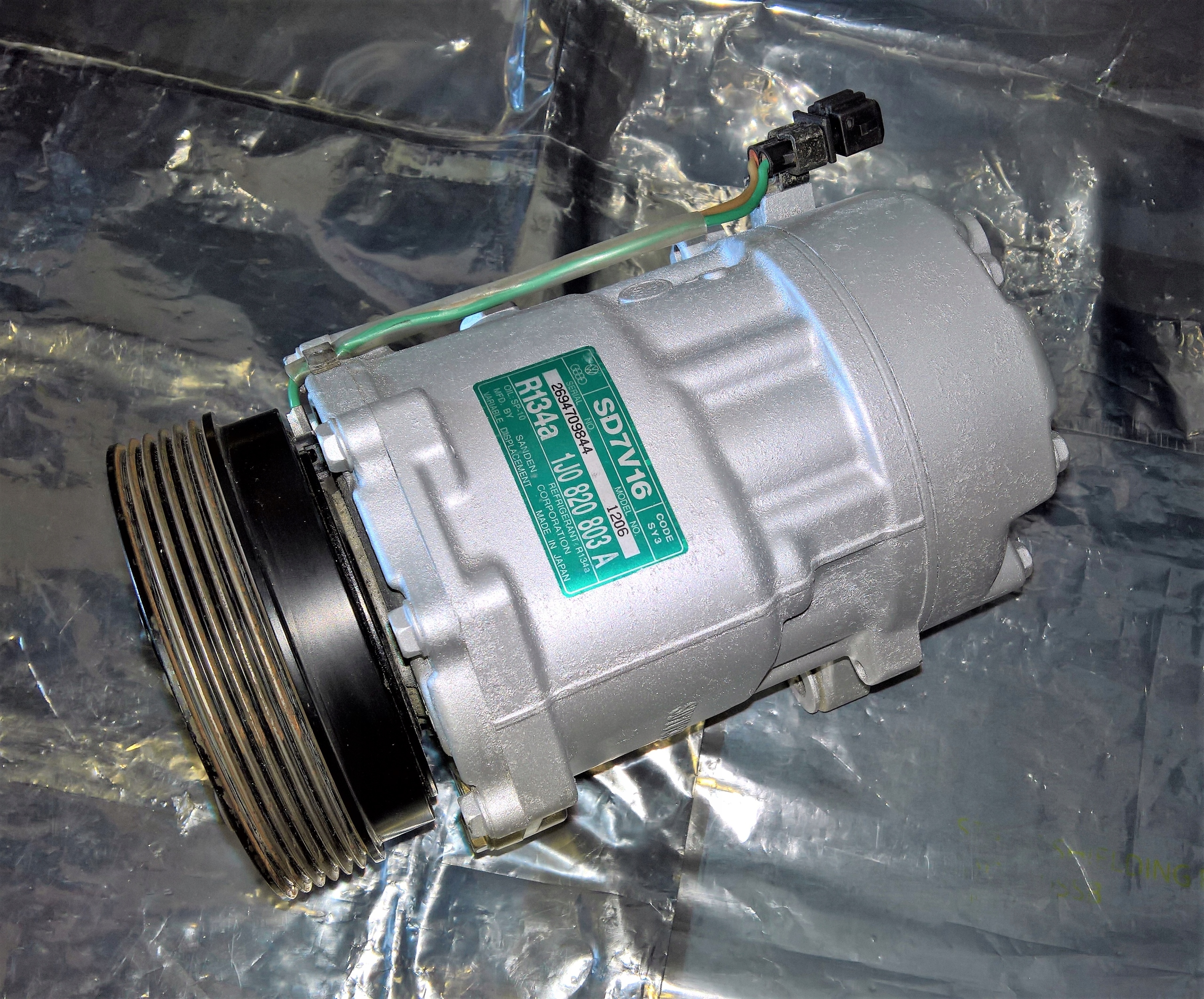 VW GOLF SHARAN BORA AUDI A3 SEAT SKODA 1.9 2.0 KOMPRESOR SPRĘŻARKA SD7V16 Producent części Volkswagen OE