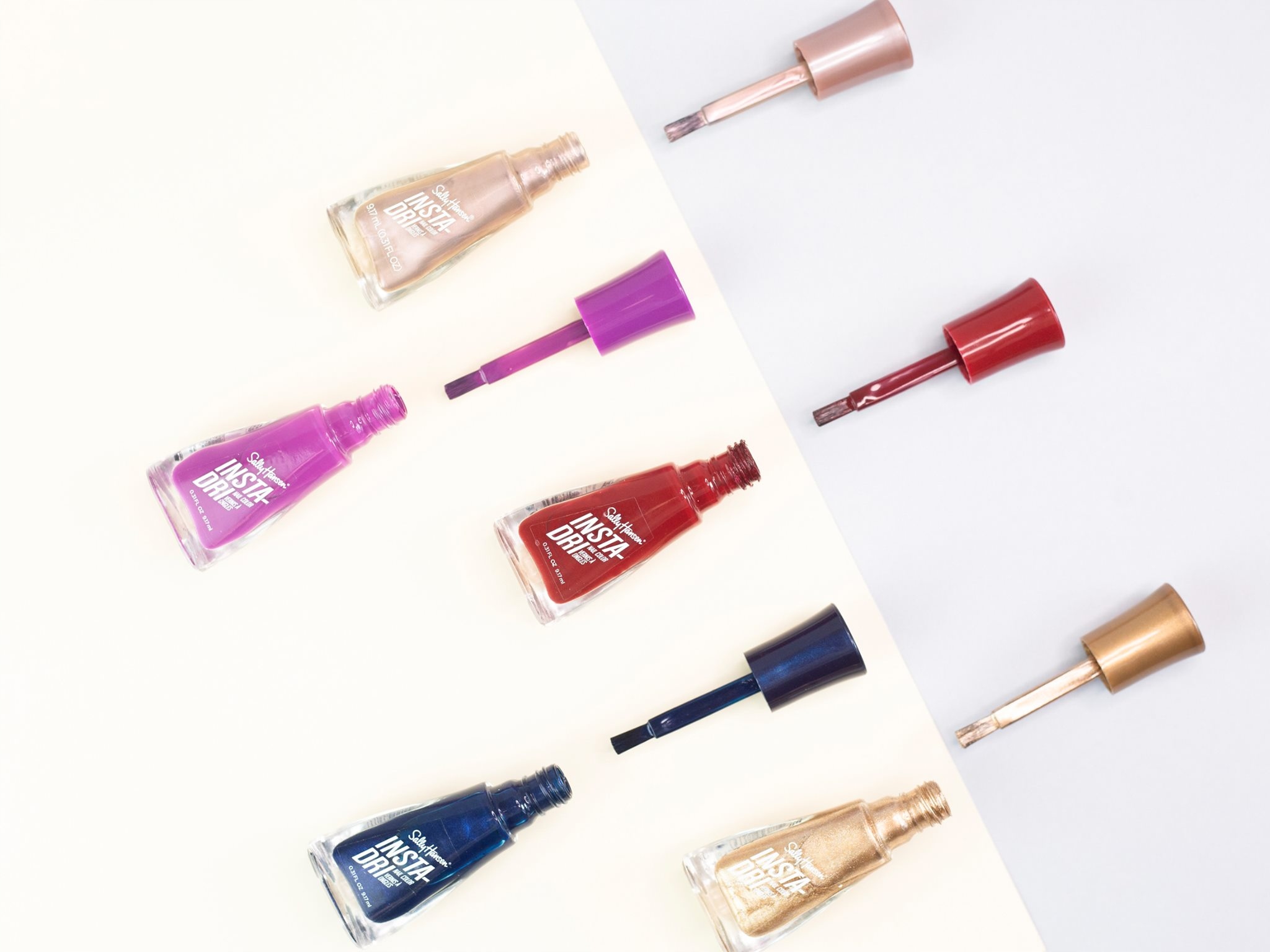 Sally Hansen Insta Dri лак Go For Gold 153 — фото 7