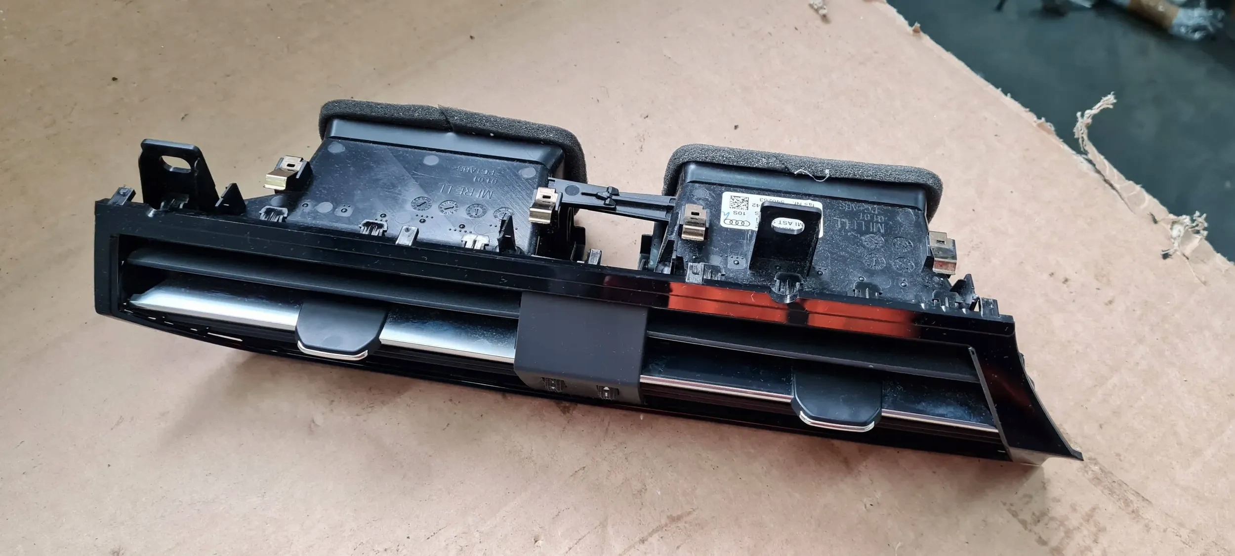 Q3 83A grid air conditioning devices central PIANO EU 83B8209036P