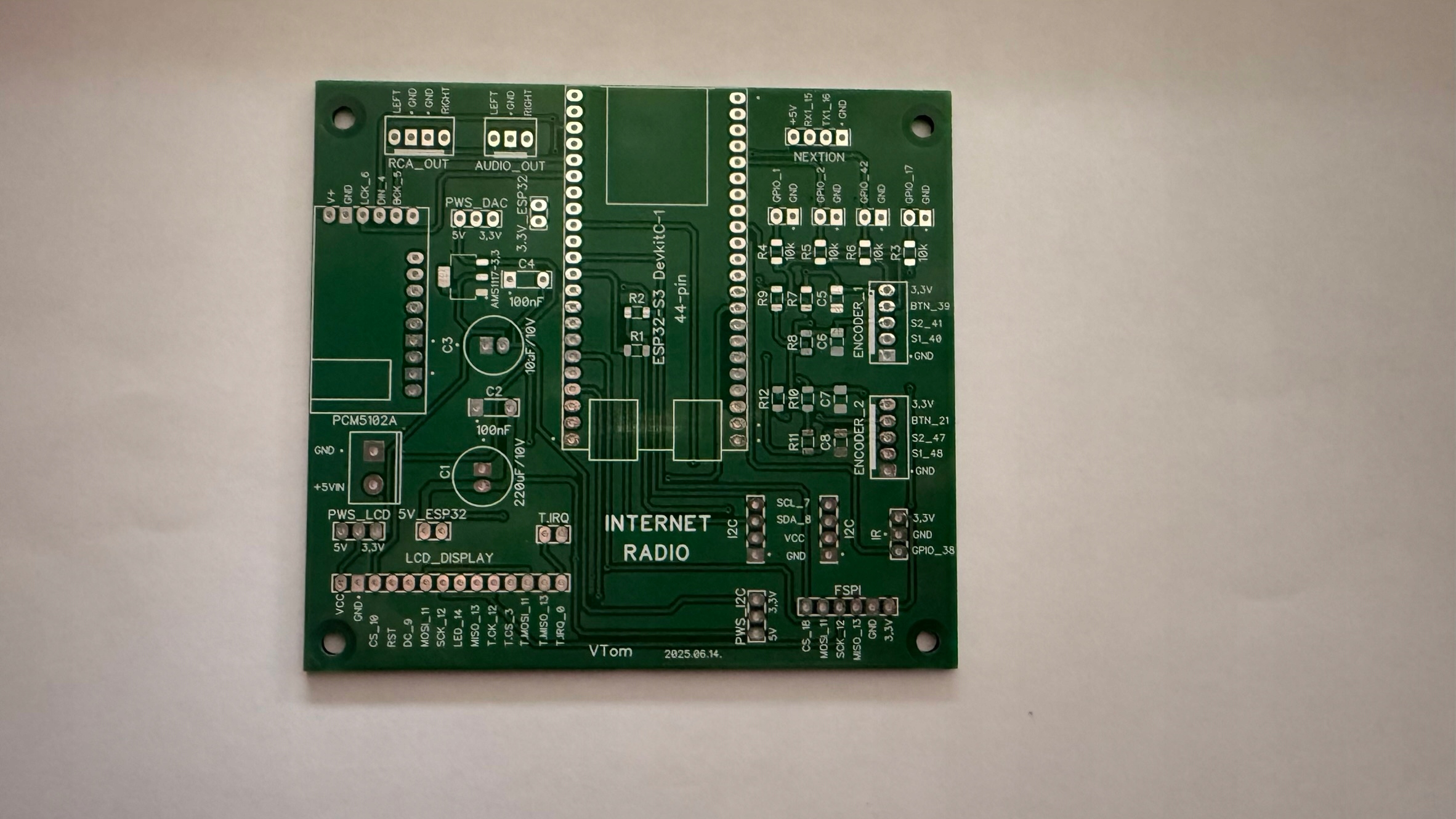 Yo Radio płytka drukowana ESP32
