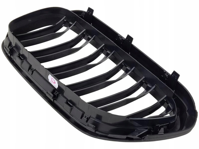 OE BMW ATRAPA NERKA PRAWA BMW M5 F90 M PERFORMANCE Typ samochodu Samochody osobowe