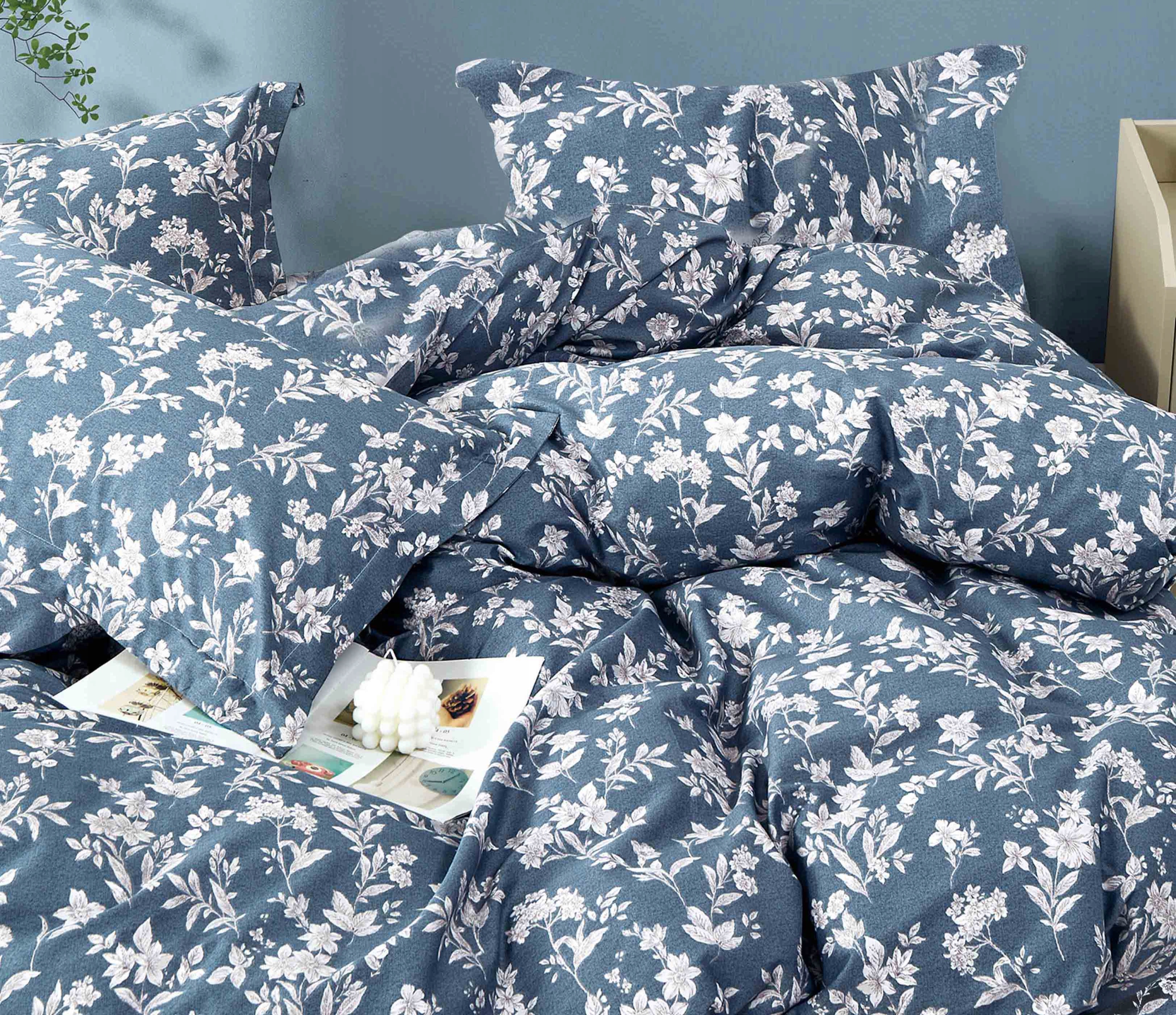 Bavlněná sada ložního prádla modrý květinový vzor pro dvoulůžko 160x200 cm