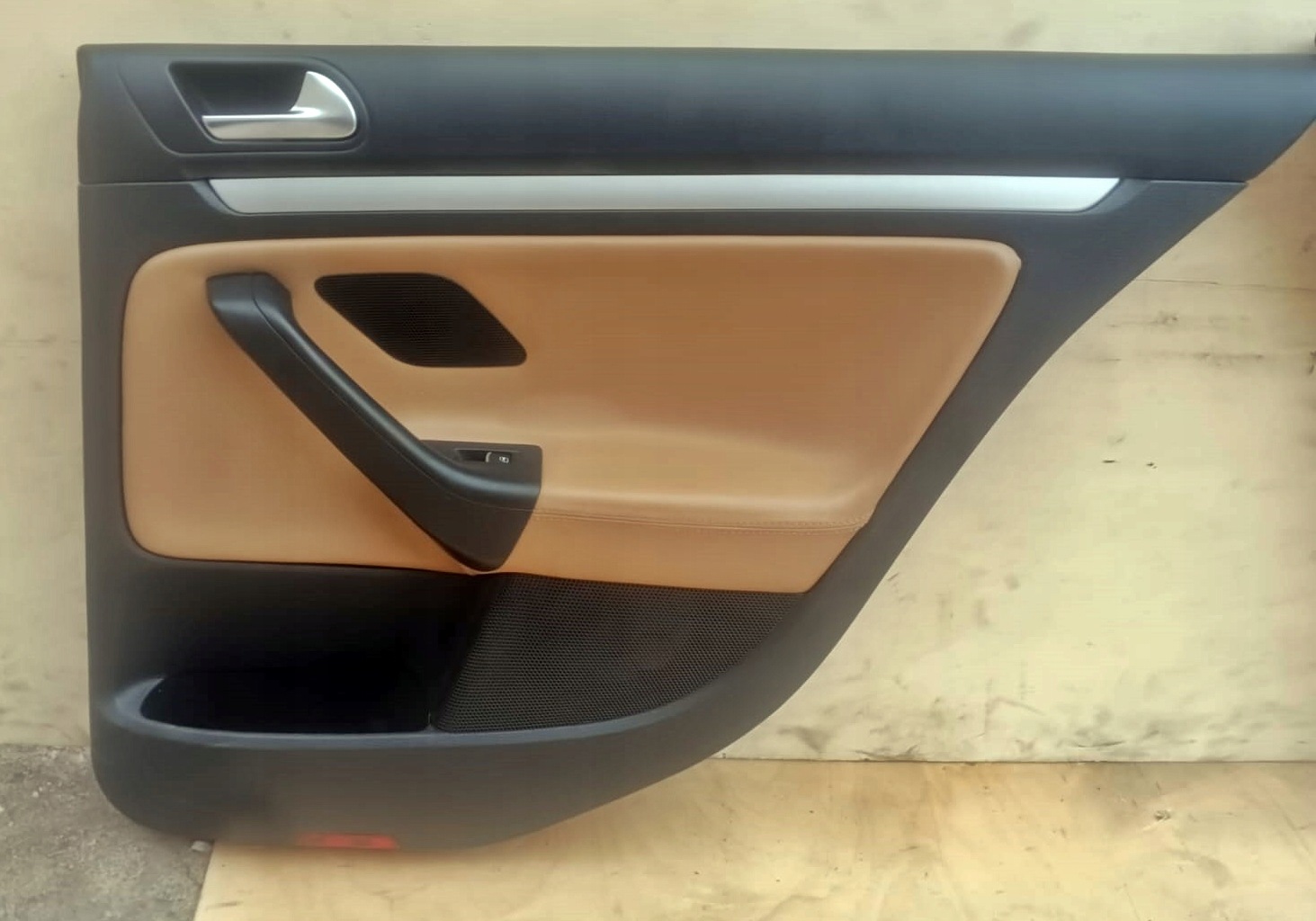 VW GOLF VI KOMBI 11R seats KOMPLET leather GRZANE + side