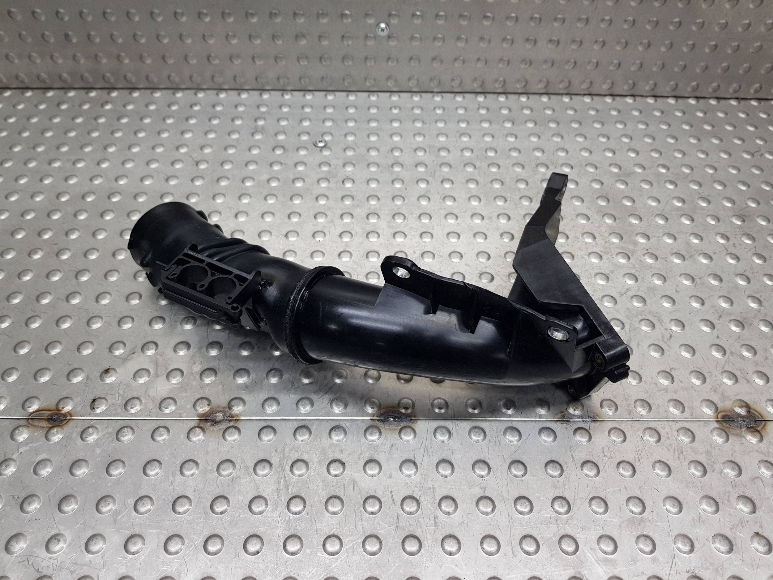 cijev prijenos interkulera AV6Q-9351-BC FORD FOCUS MK2 C-MAX MK1 1.6 TDCI