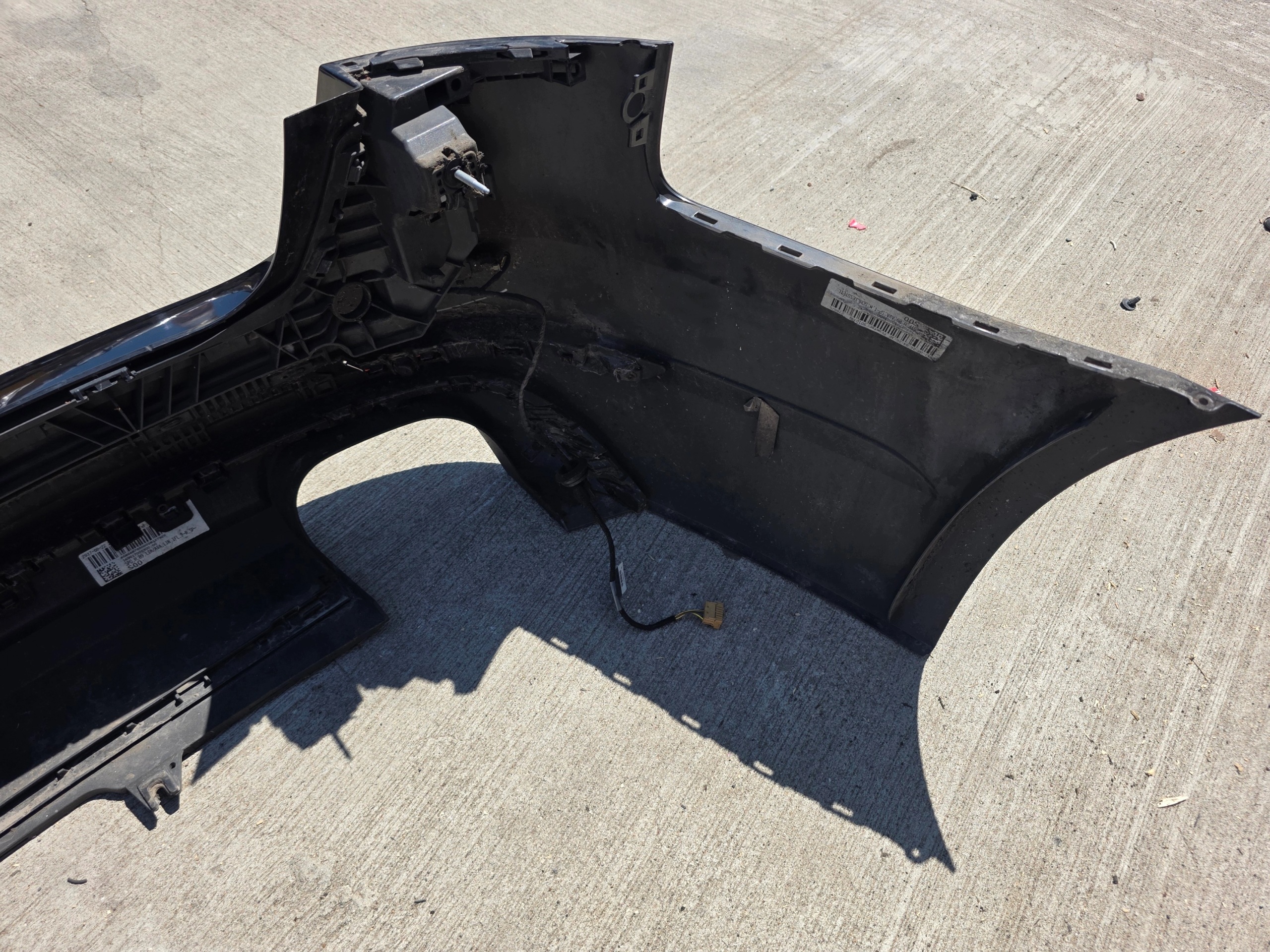 bumper rear part AUDI A4 B9 AVANT KOMBI LY9B 4X PDC towing 2016-2019 !!!
