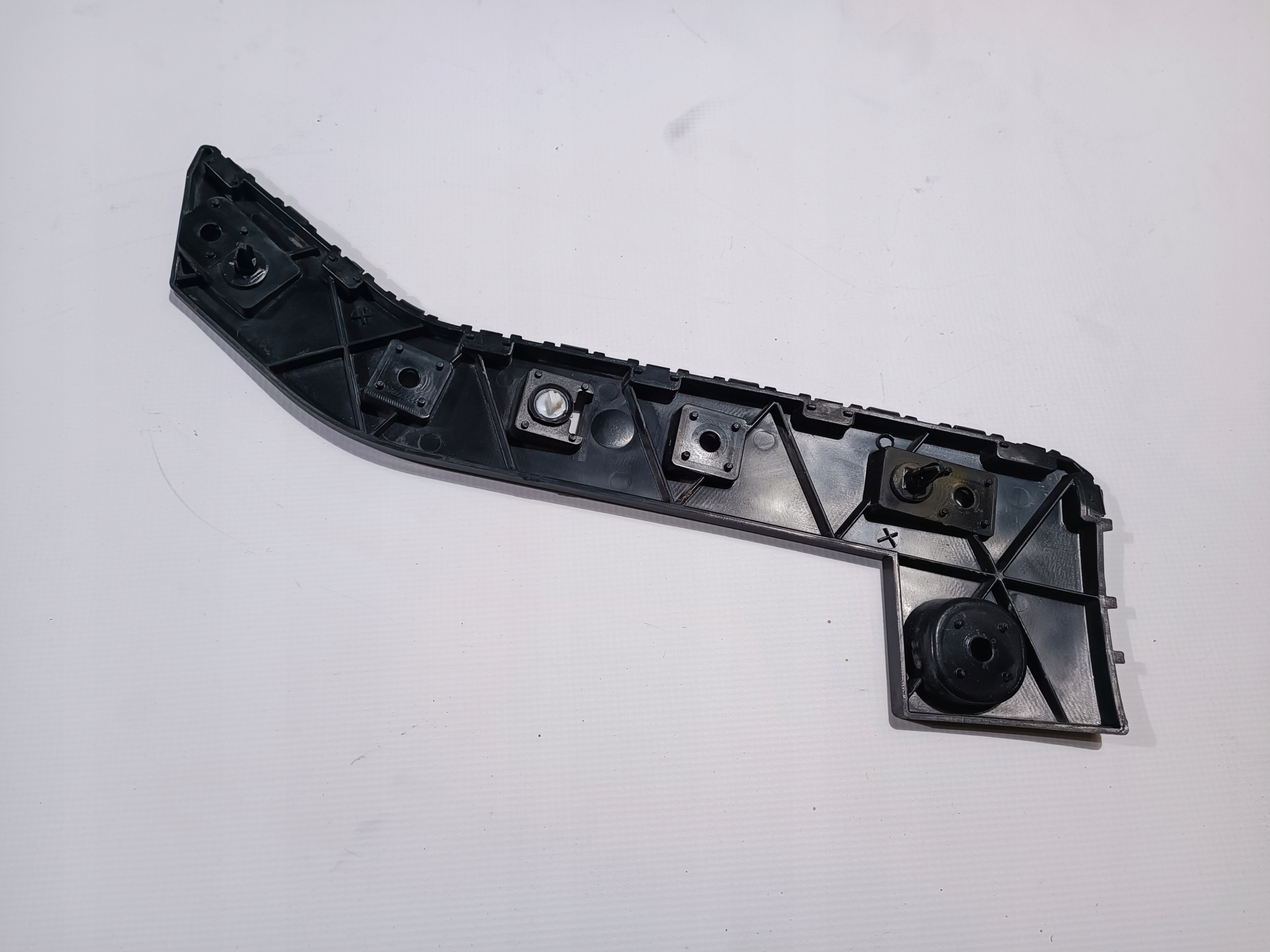 Support Support plaque Pare choc Droite Arrière Ford Explorer 2020
