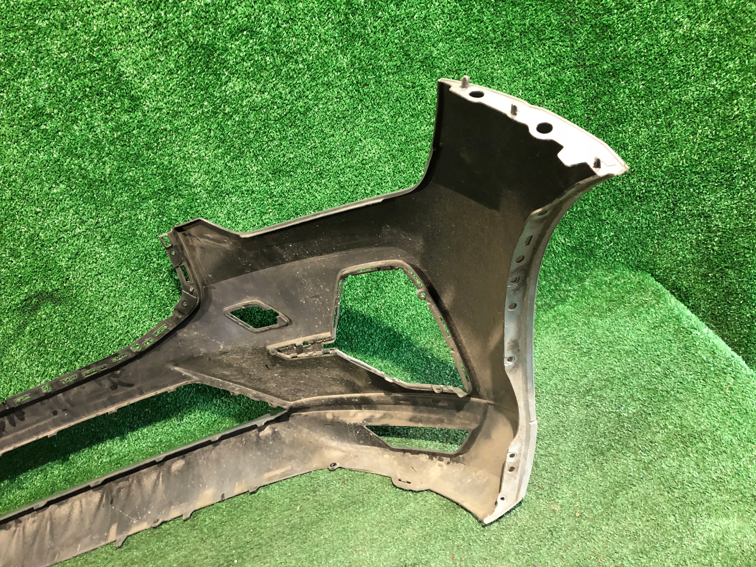 front bumper front VOLVO XC60 II LIFT NR.Z2448