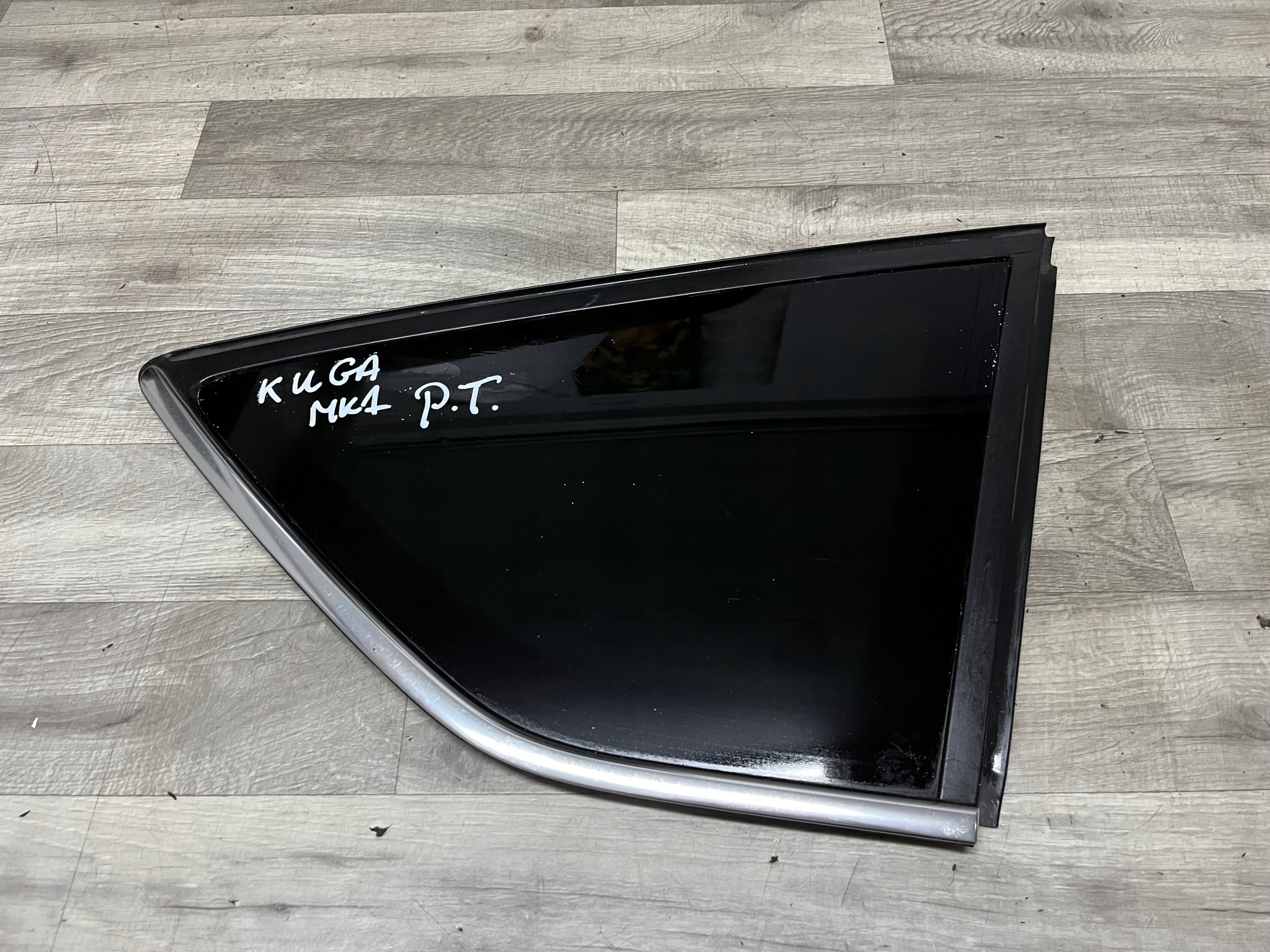 FORD KUGA MK1 SZYBA KAROSERYJNA PRAWA TYŁ