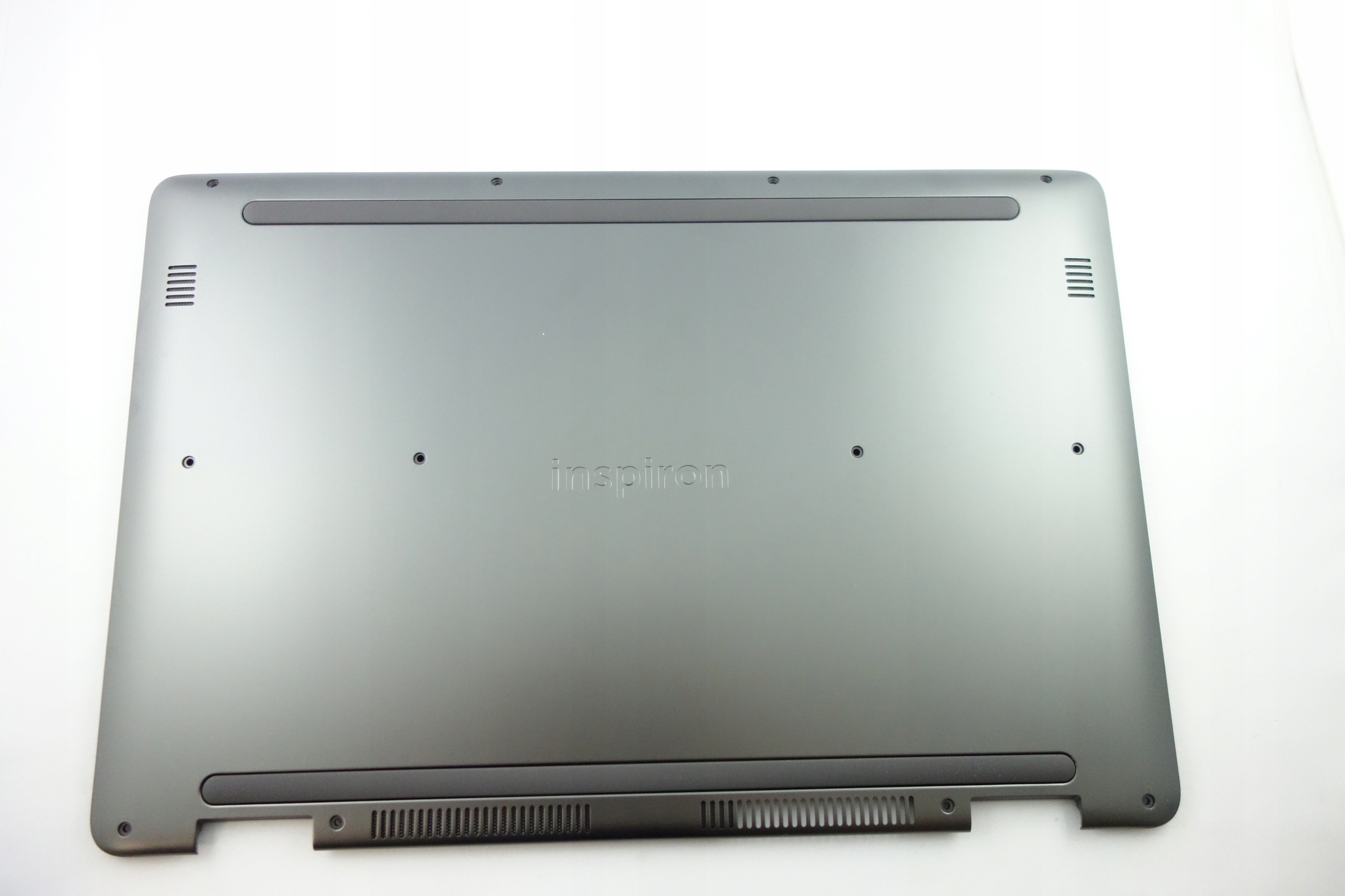 Dell Inspiron 7778 Spodní kryt č. 0CPNN