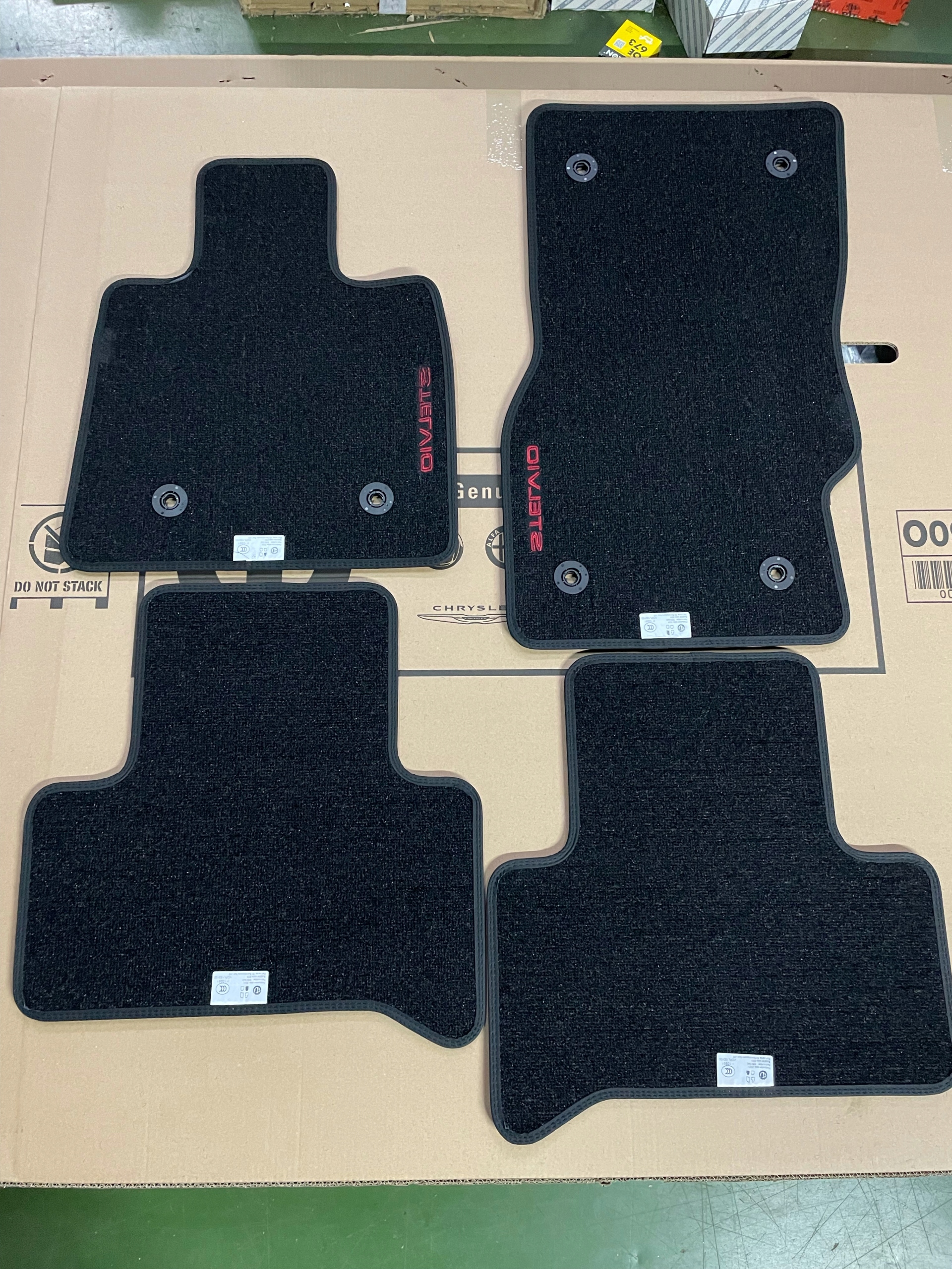 ALFA ROMEO STELVIO ВЕЛЮРОВЫЕ КОВРЫ ОРИГИНАЛ