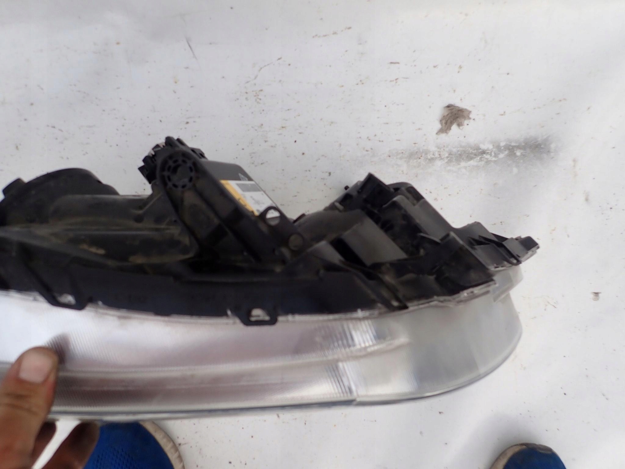 NISSAN NAVARA IV 4 14- light front front right