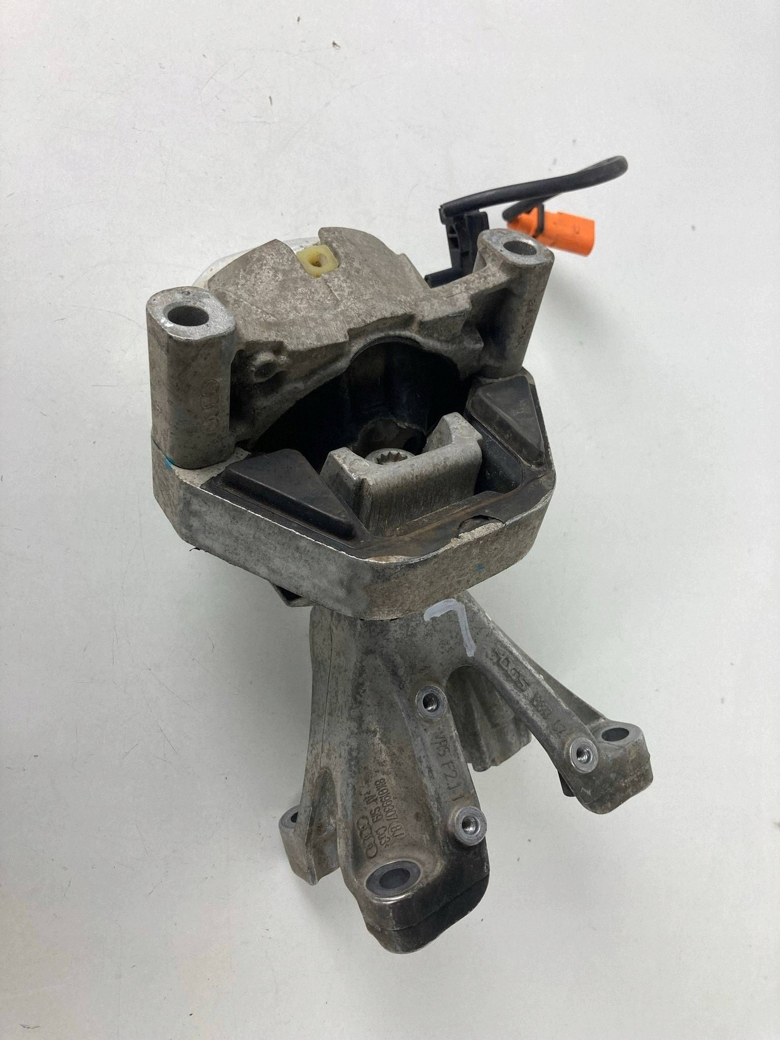 A6 C7 3.0 TDI holder engine mount 8K0199307BJ