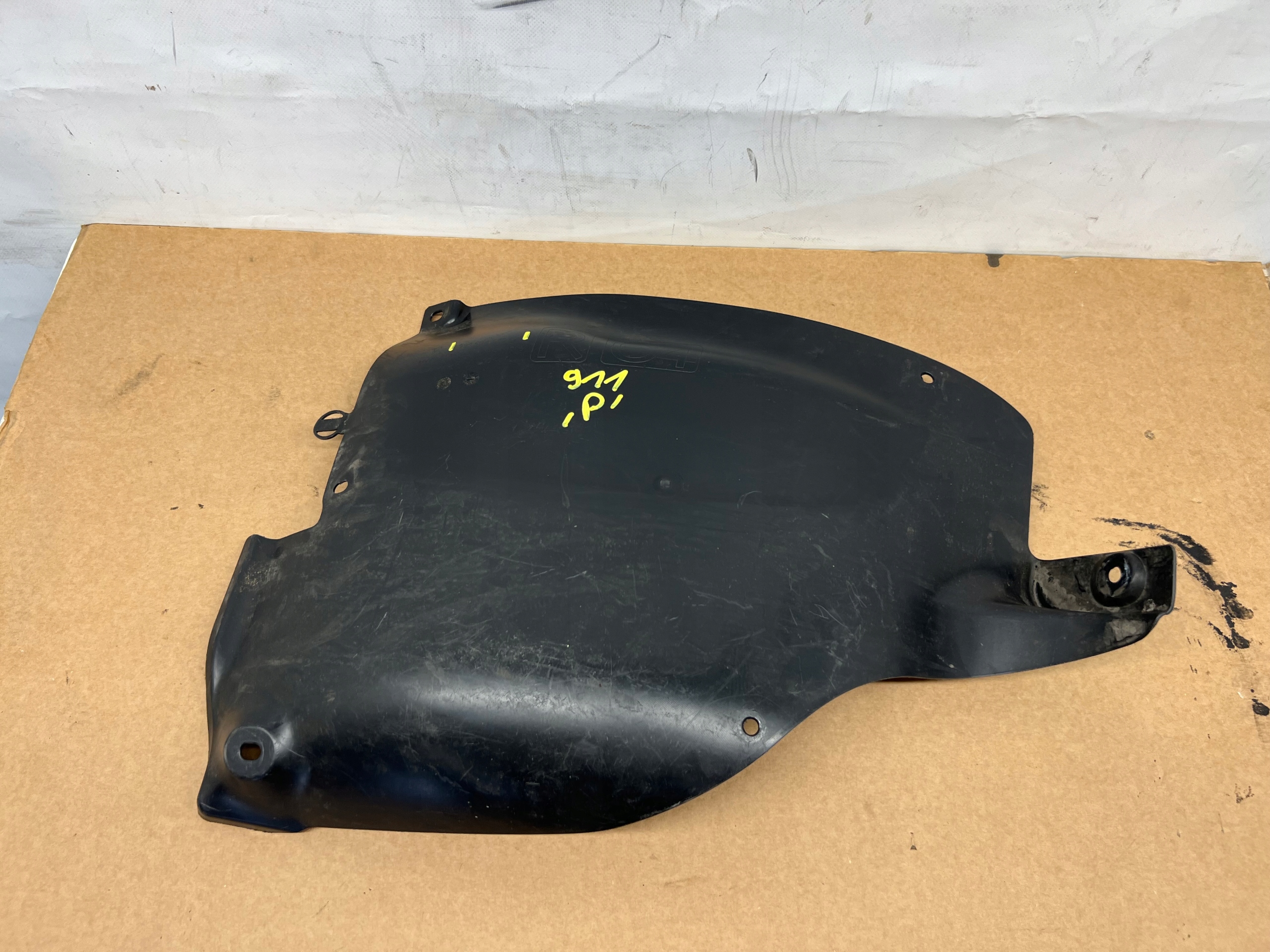 Porsche 911 mudguard right rear part right rear. 99150451004