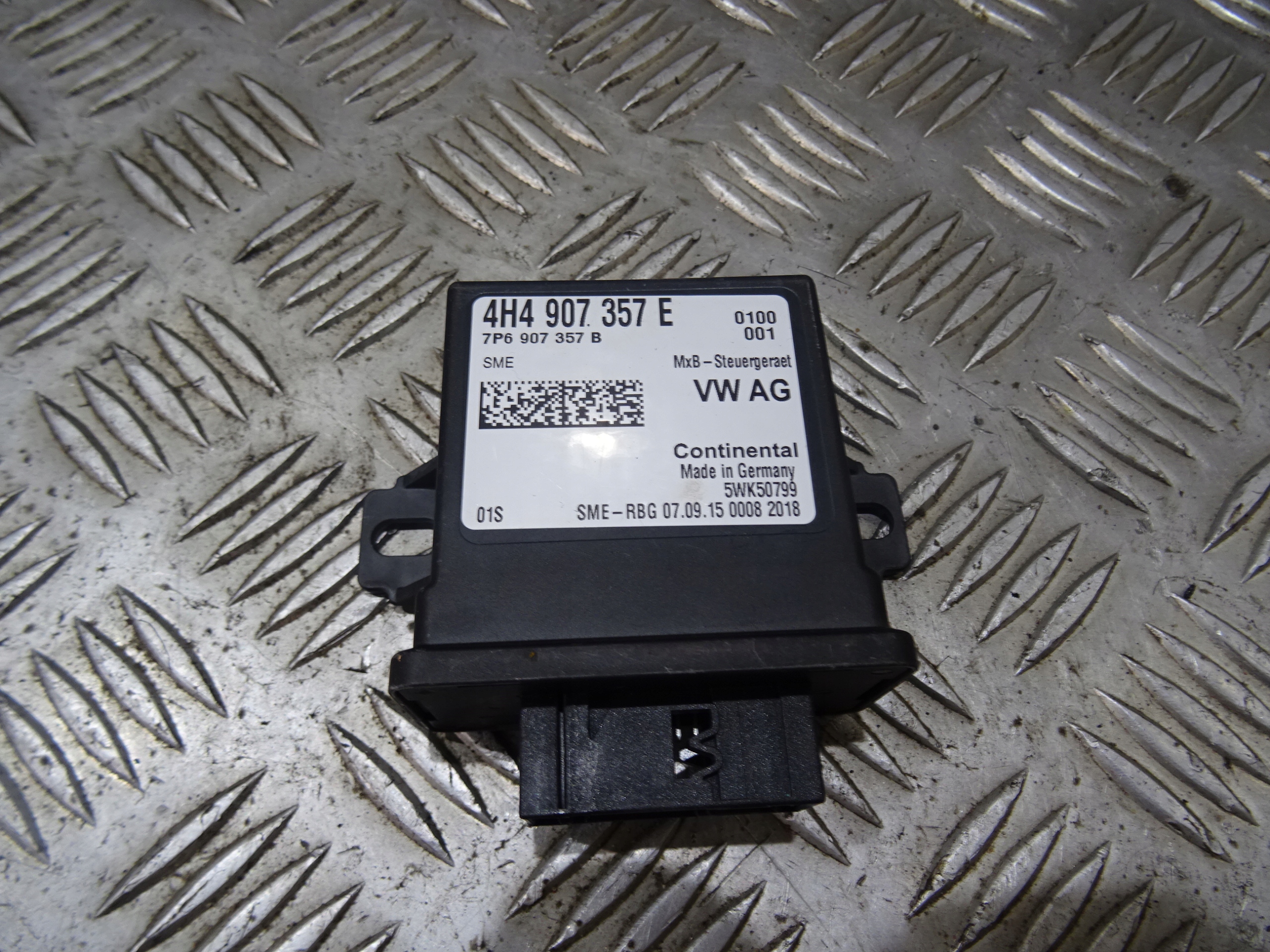 AUDI A6 2.0 TDI 4G LIFT MODUL SWIATEL LED 4H4907357E