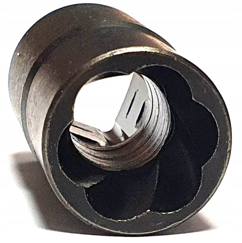 

Nasadka Do Uszkodzonych Obrobionych Śrub 22MM 1/2