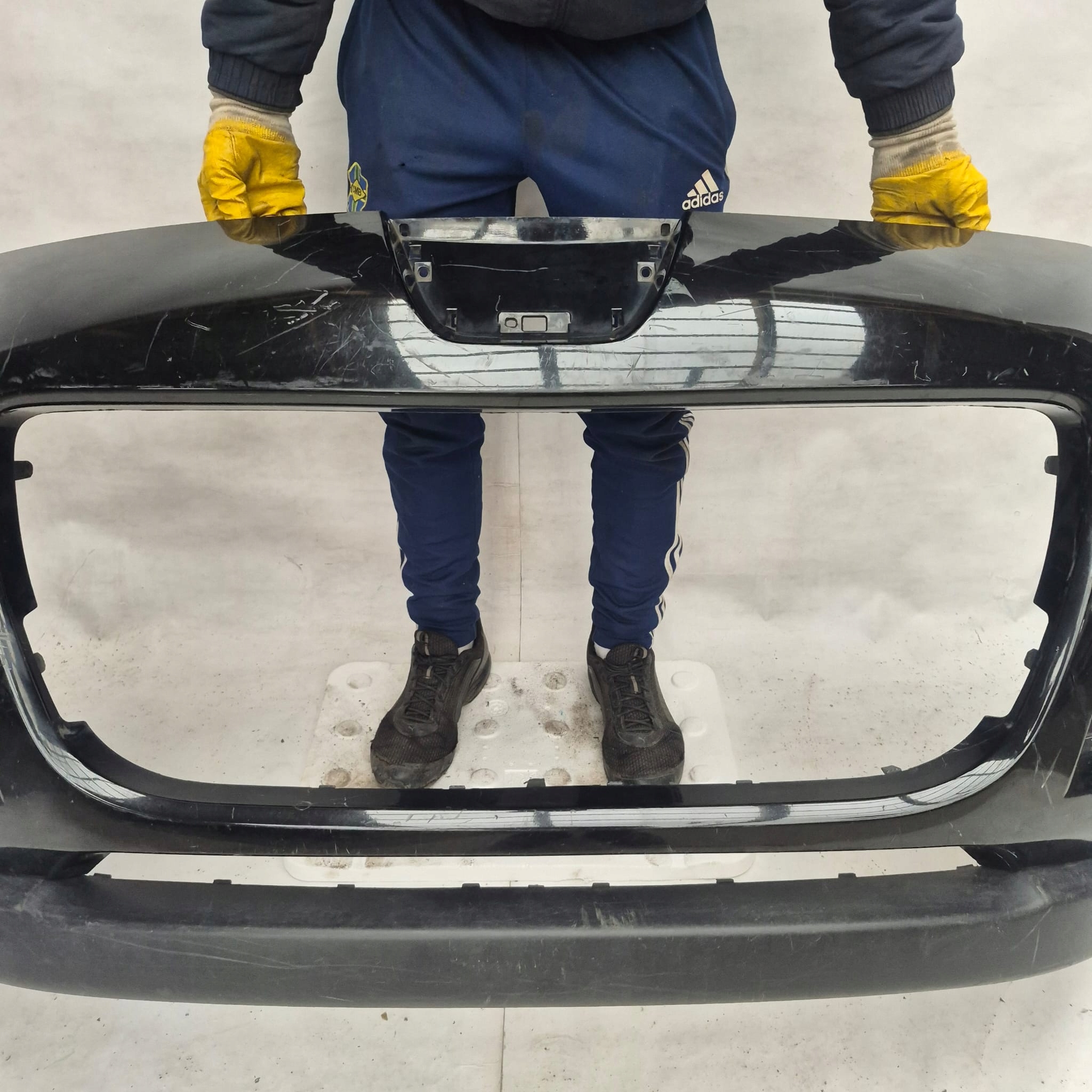 PEUGEOT 3008 and 1 09-13 bumper front front 9684345077