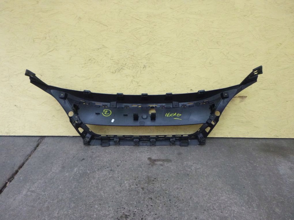 PEUGEOT 3008 II P84 5008 16- grill grill