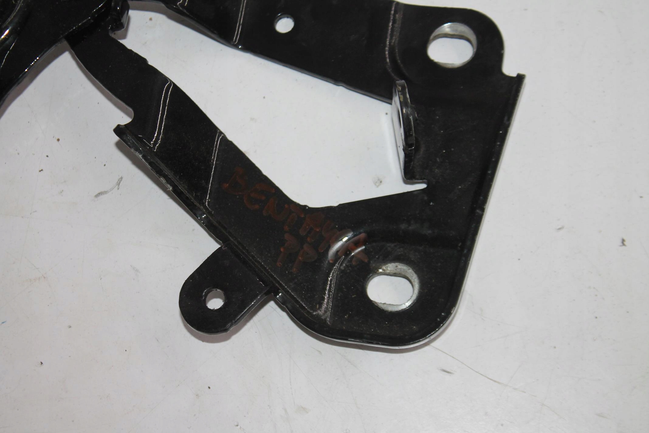 hinge bonnets right front front BENTLEY BENTAYGA 15