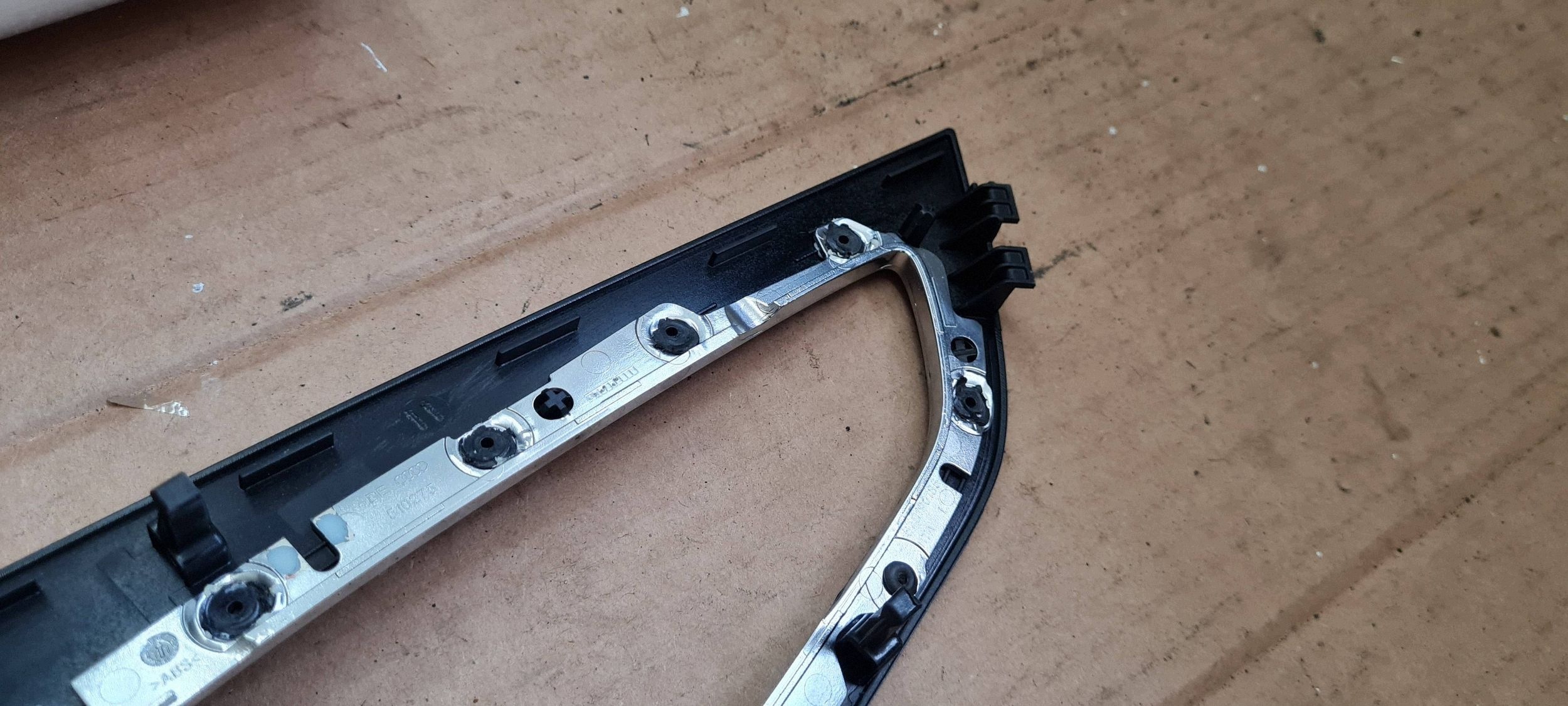 A7 4G moulding DEKOR door left front 1NK 4G8867409 SLINE