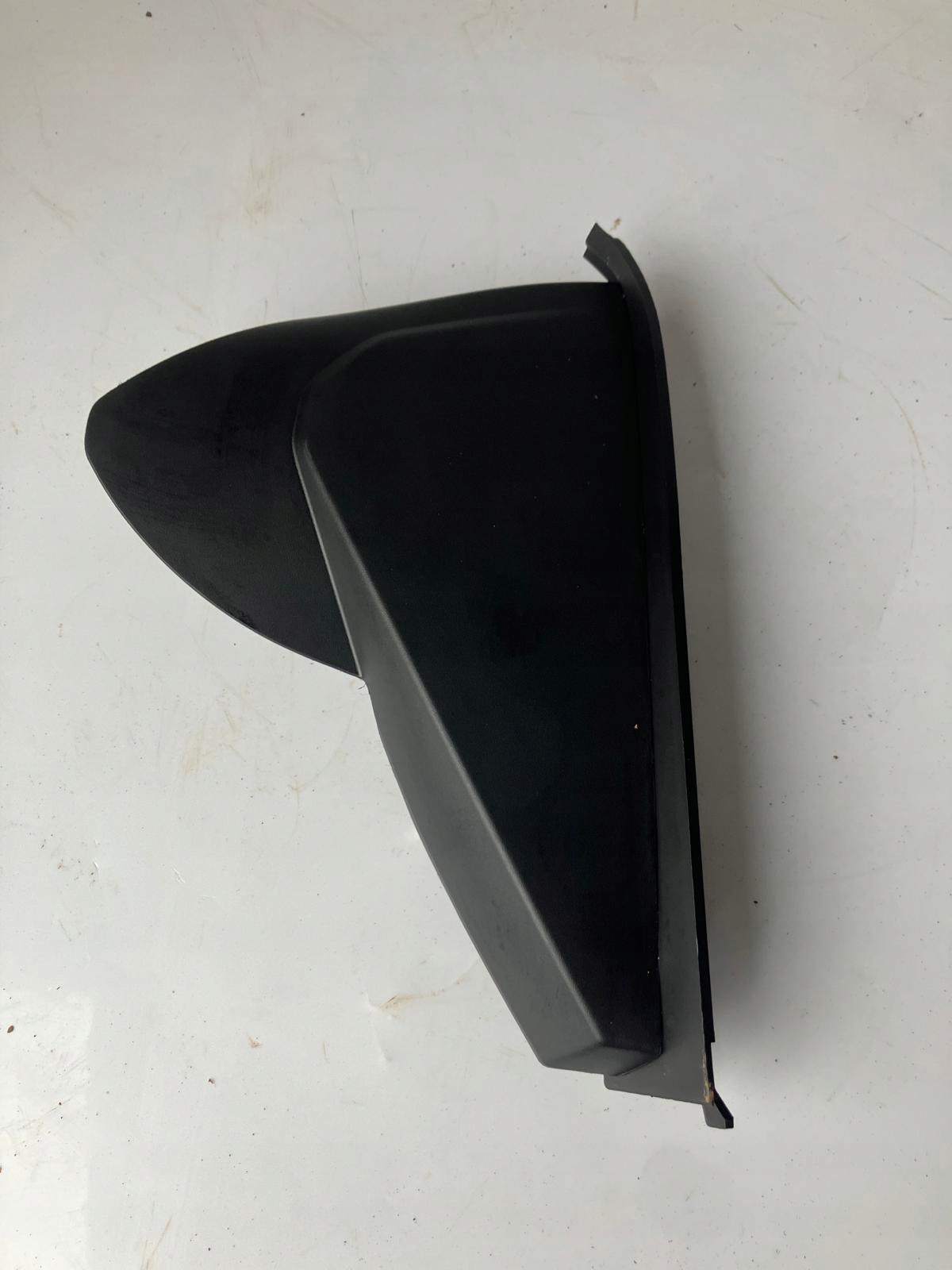 Couvre Console Droit RENAULT MEGANE V E-TECH 689200348R