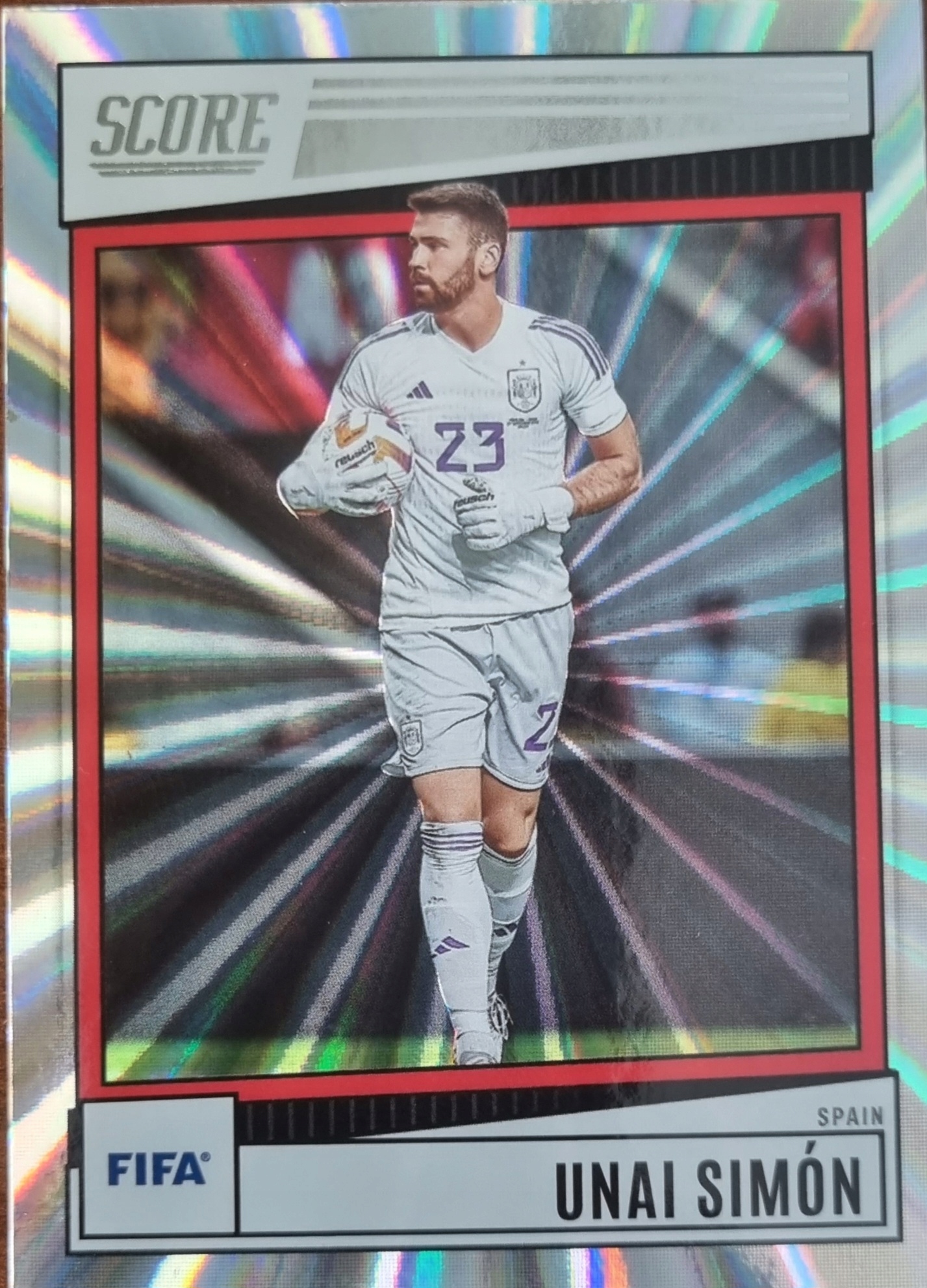 Score 2023 Panini Laser Parallel Unai Simon