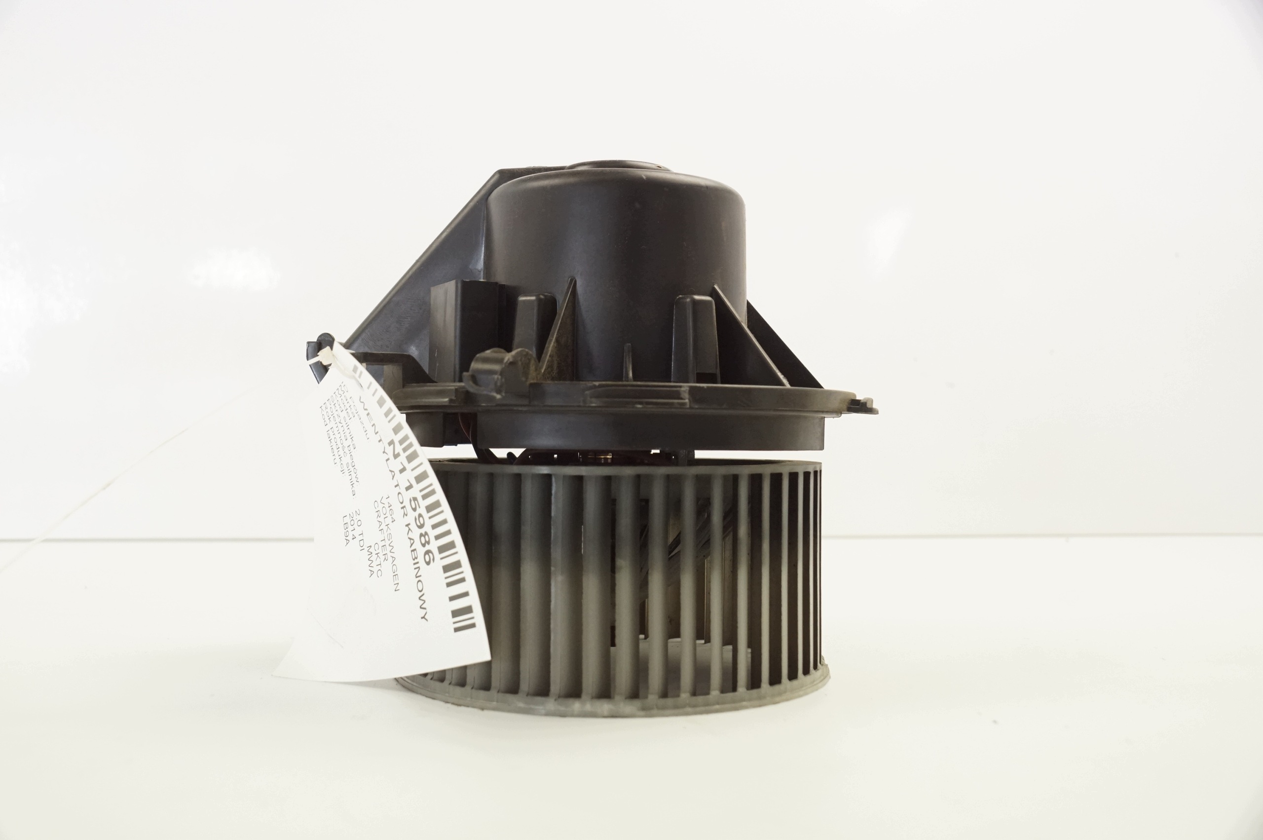 fan cab BEHR VOLKSWAGEN CRAFTER