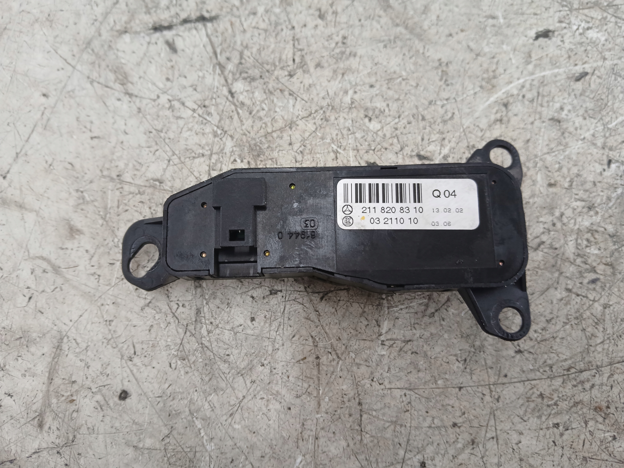 MERCEDES W211 control panel of mirrors 2118208310