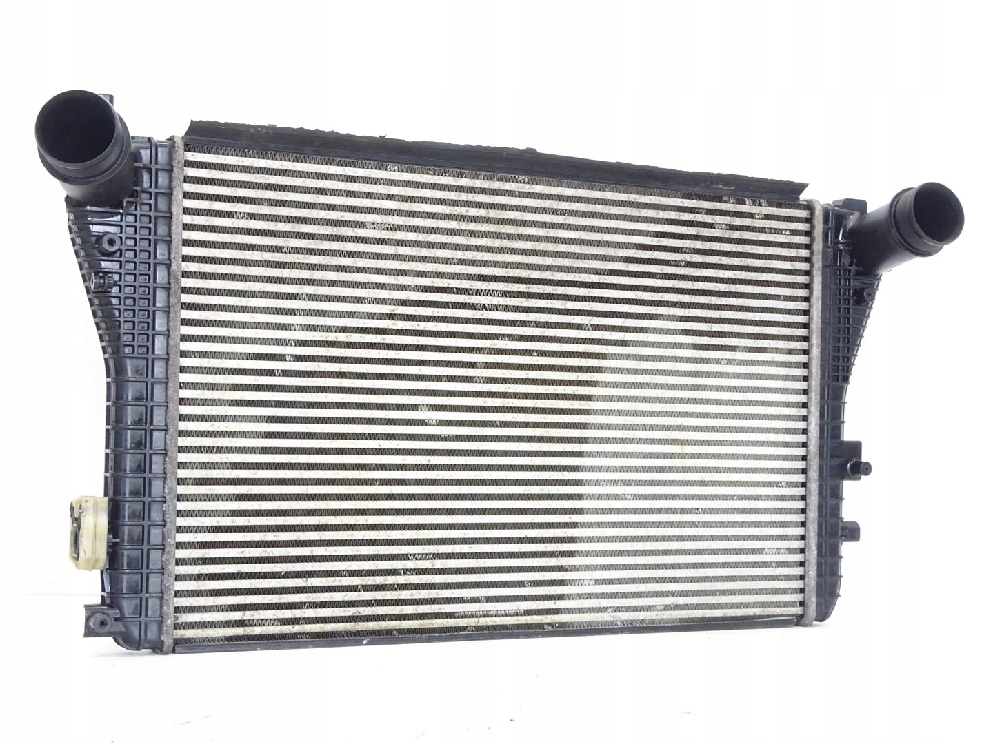 Kühler INTERCOOLER luft VW PASSAT B7 2.0 TDI 3C0145805AN