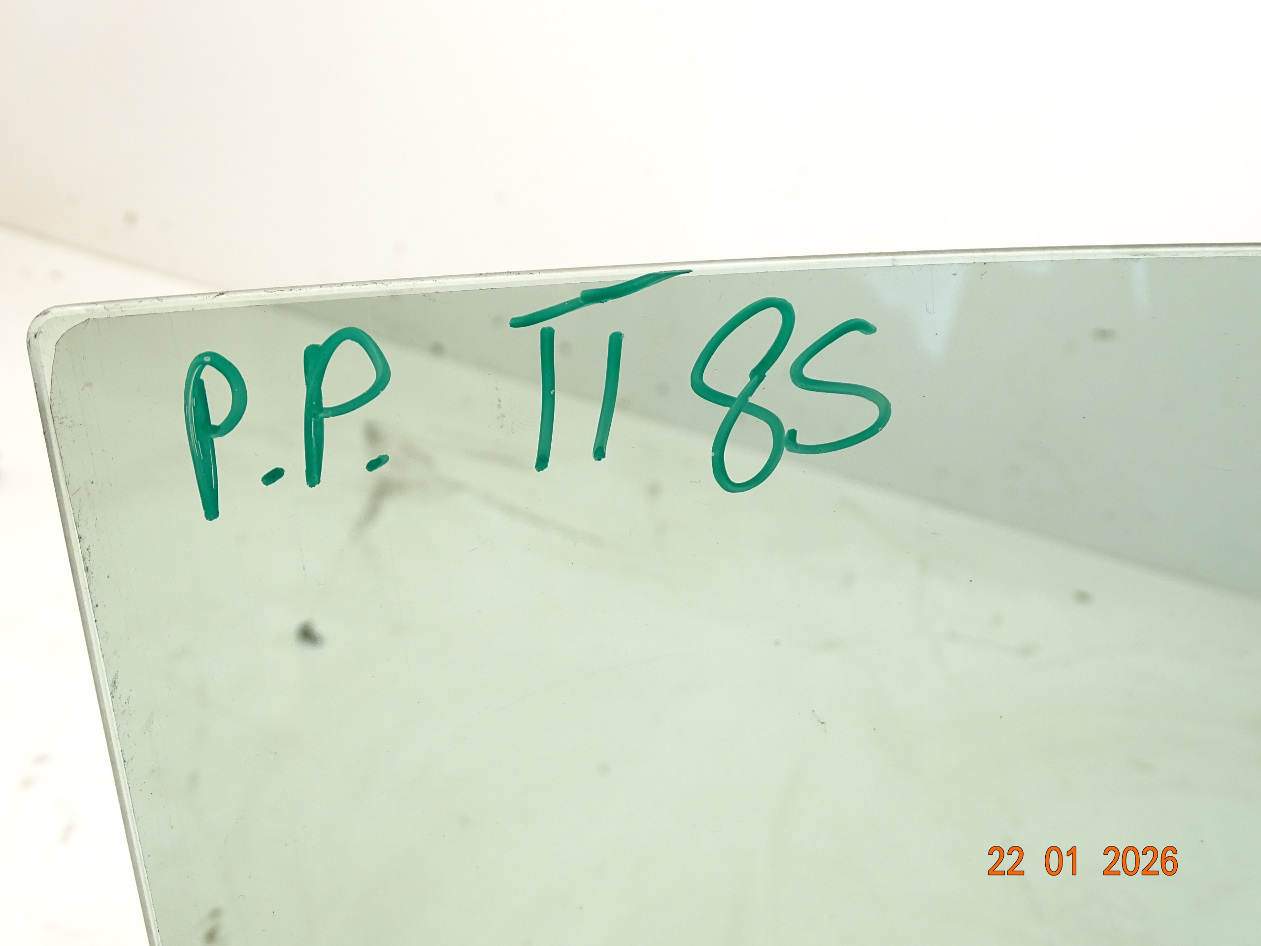window side door right front right front AUDI TT 8S 8S8845202