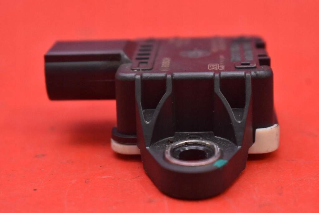 impact sensor 6006369-00-A TESLA MODEL S LIFT 16-21