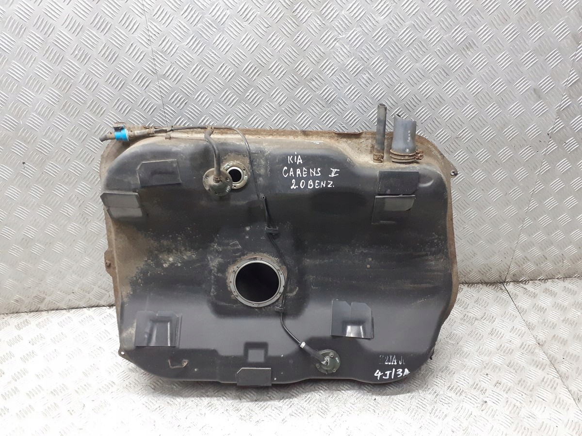 ПАЛИВНИЙ БАК KIA CARENS II 2.0 16V