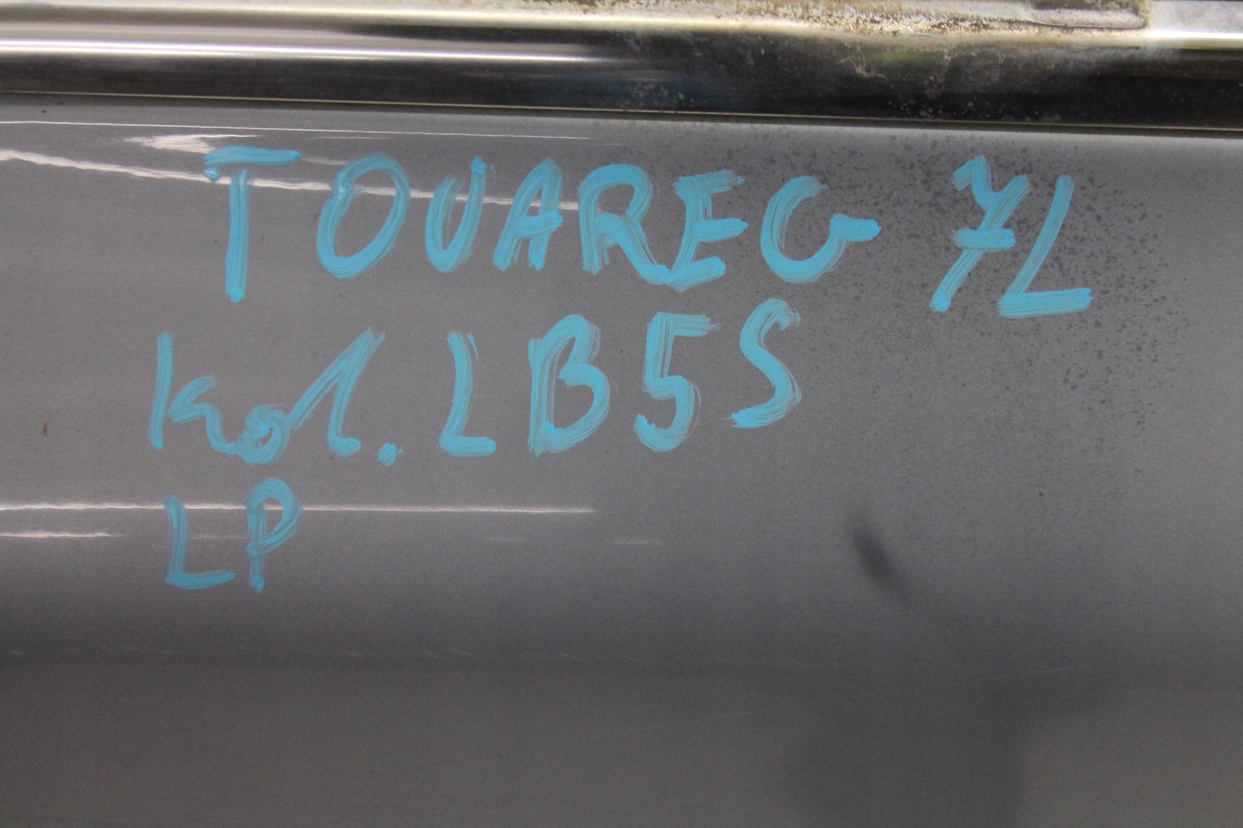 door left front front LB5S VW TOUAREG 7L 02-10