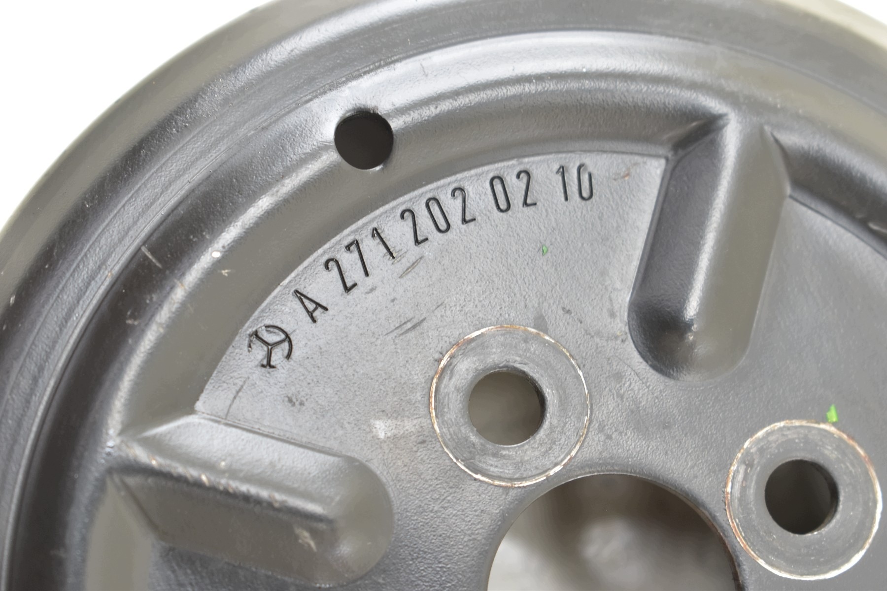 remenica Pompy vode MERCEDES W204 1.8 L A2712020210