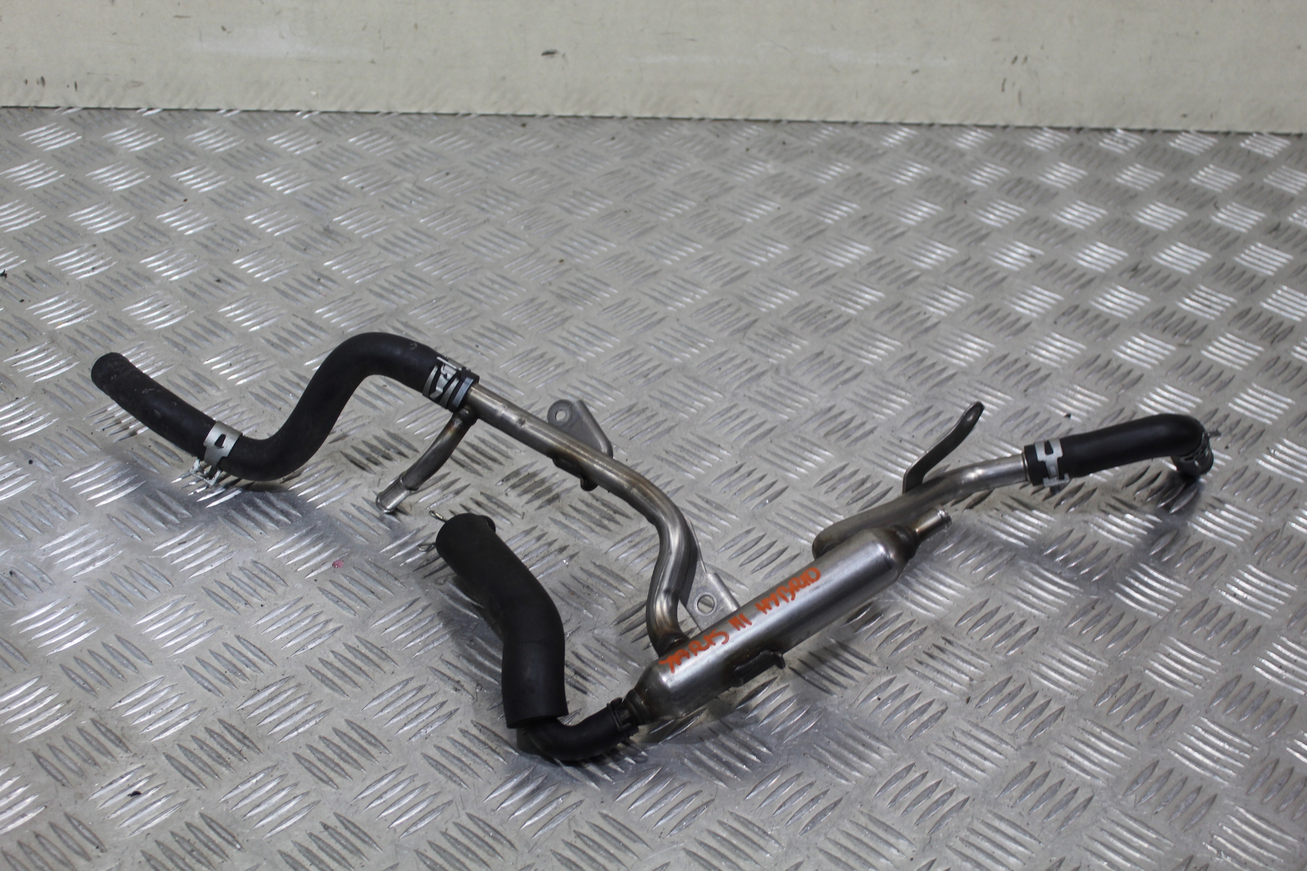 crijevo cijev prijenos vode TOYOTA YARIS III LIFT