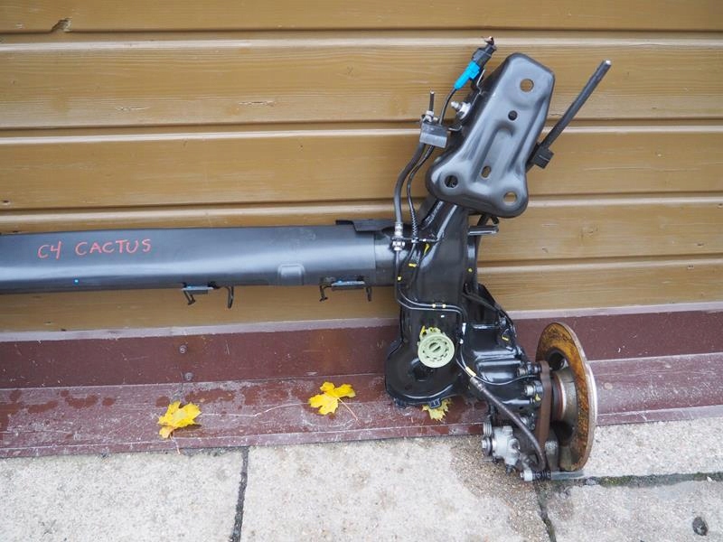 OŚ BELKA TYLNA TARCZE CITROEN C4 CACTUS Producent części Citroen OE