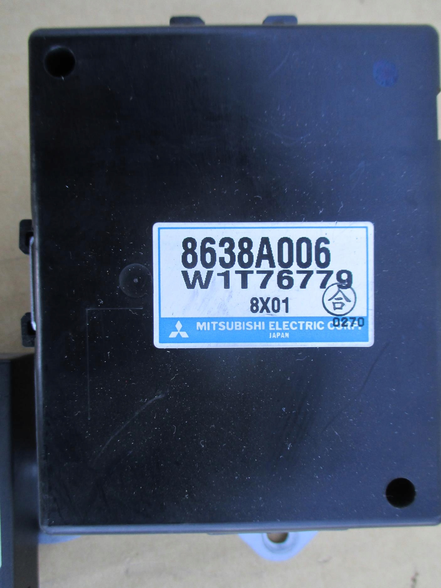 MITSUBISHI GRANDIS MODUŁ STEROWNIK ECV 8638A006 W1T76779 8X01