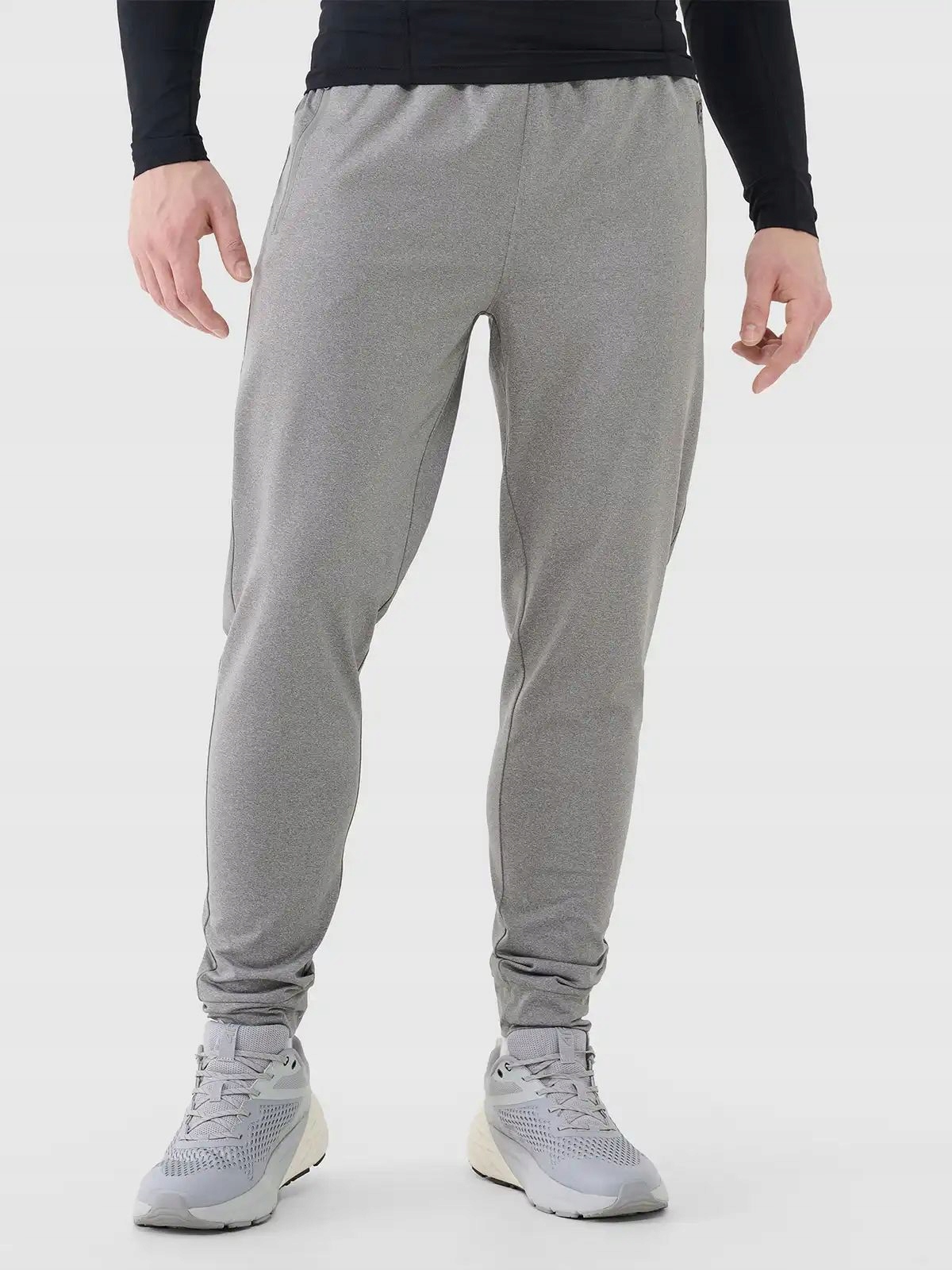 SPODNIE MĘSKIE TRENINGOWE 4F DRESY SPORTOWE SZYBKOSCHNĄCE M1046 SS26