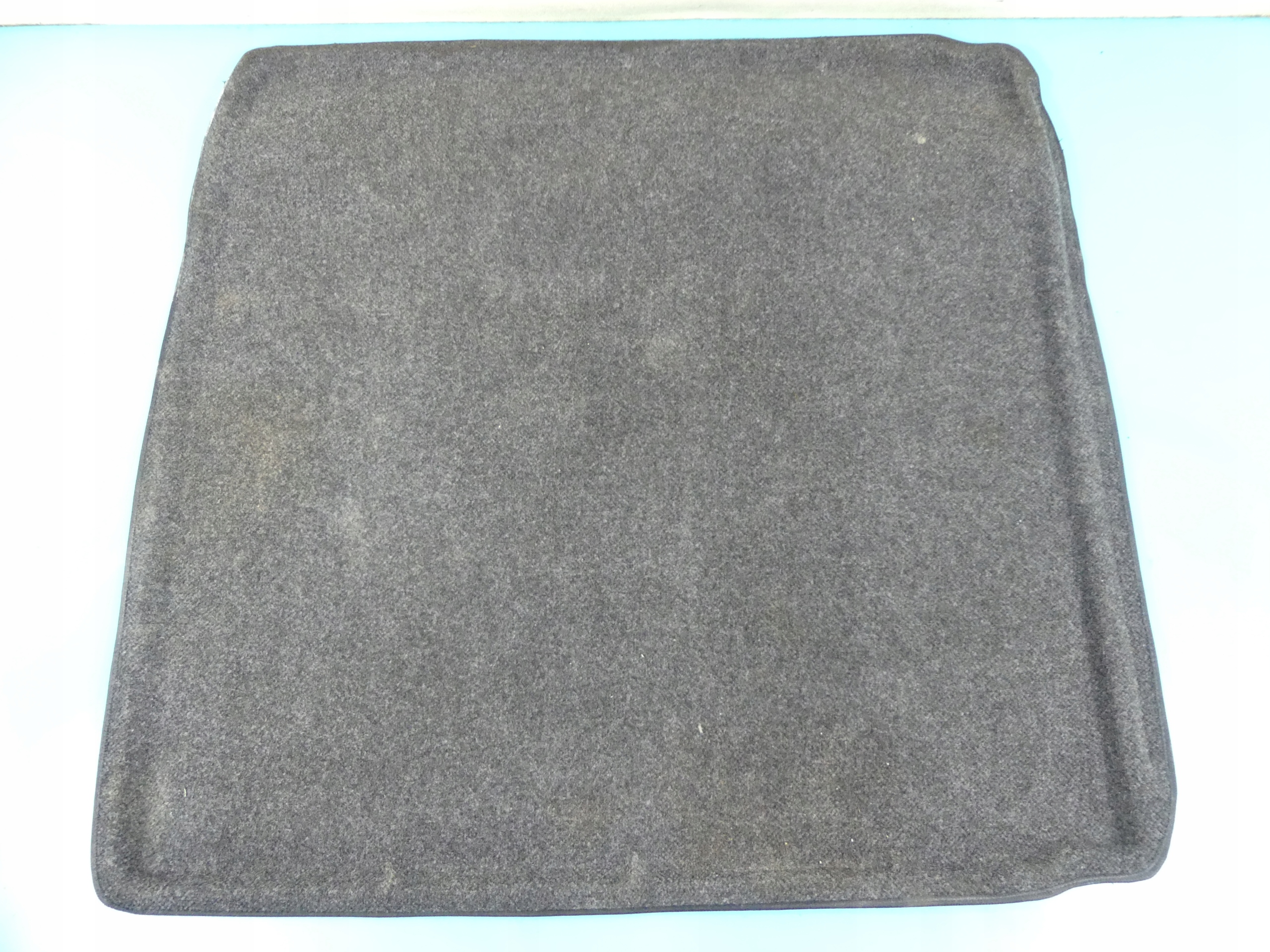 ПОКРИТТЯ КИЛИМОК БАГАЖНИКА VW PASSAT ЦЦ