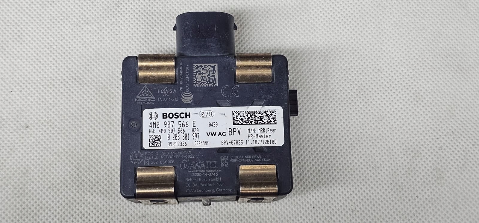 оригинал датчик скорости Audi A4 B8 A5 8W F5 Q7 4M правый 4M0907566E