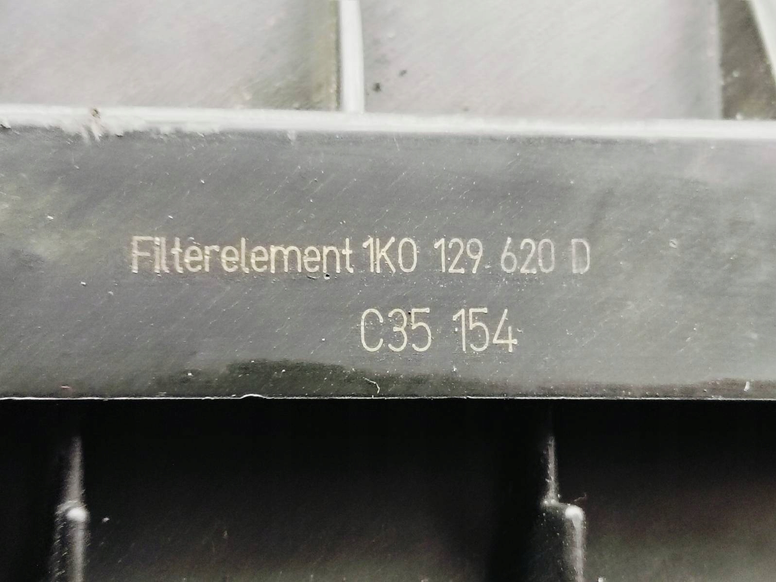 Gehäuse filter luft Volkswagen Passat B6 2.0 TDI 1K0129620D