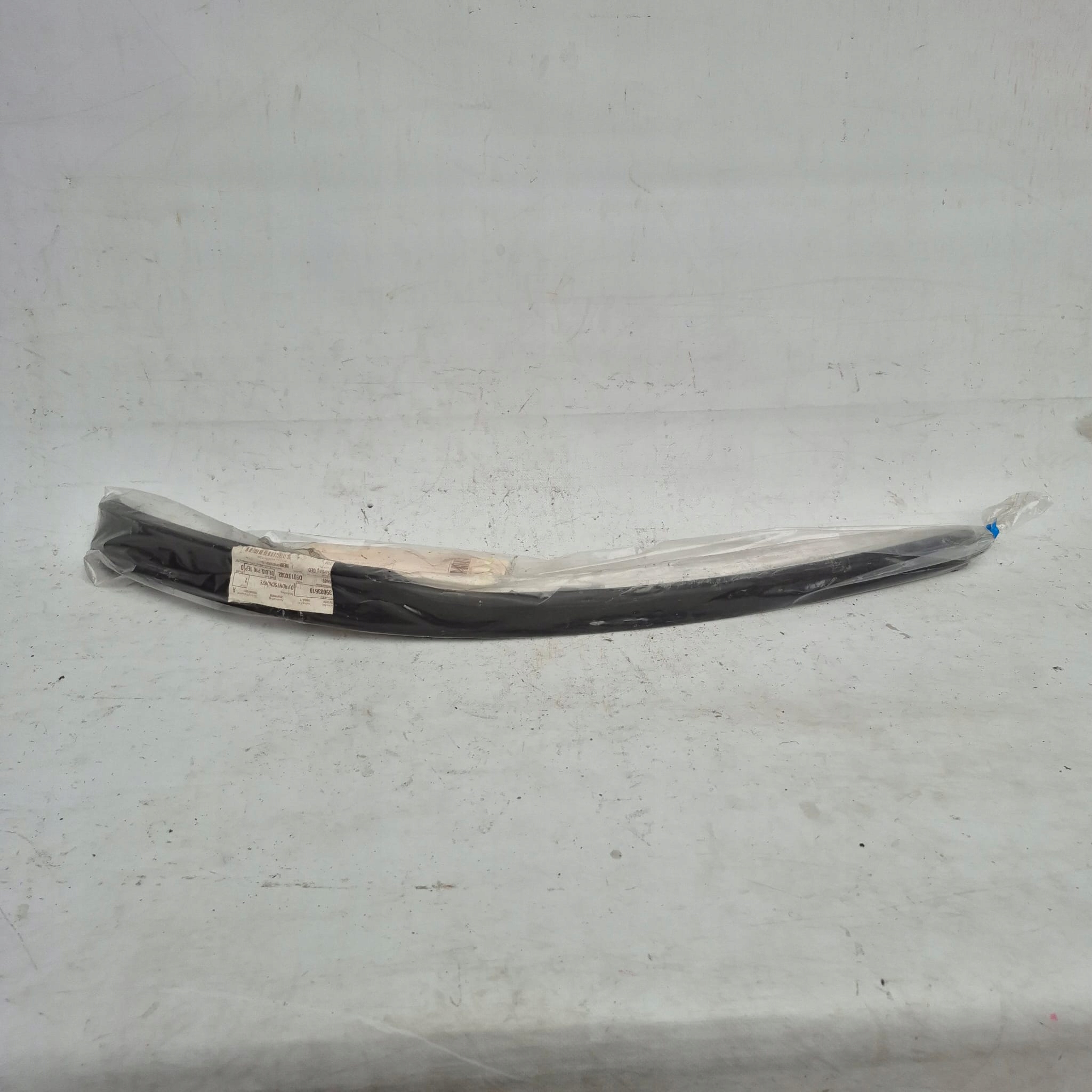 OPEL CORSA E 14- SPOILER HOKEJ moulding of a bumper left front front 39003610