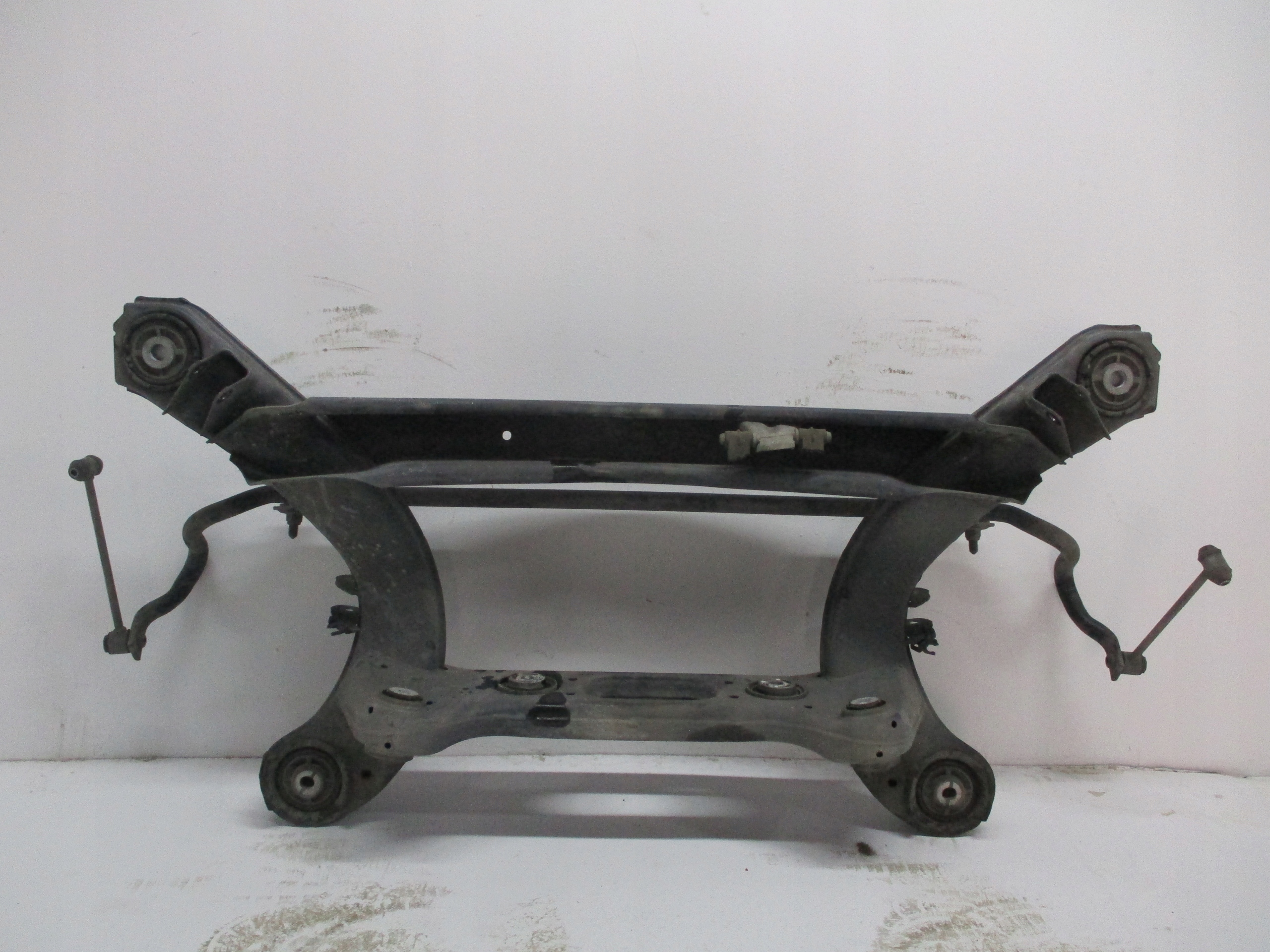 axle beam subframe axle beam rear part MERCEDES CLS 257 AMG