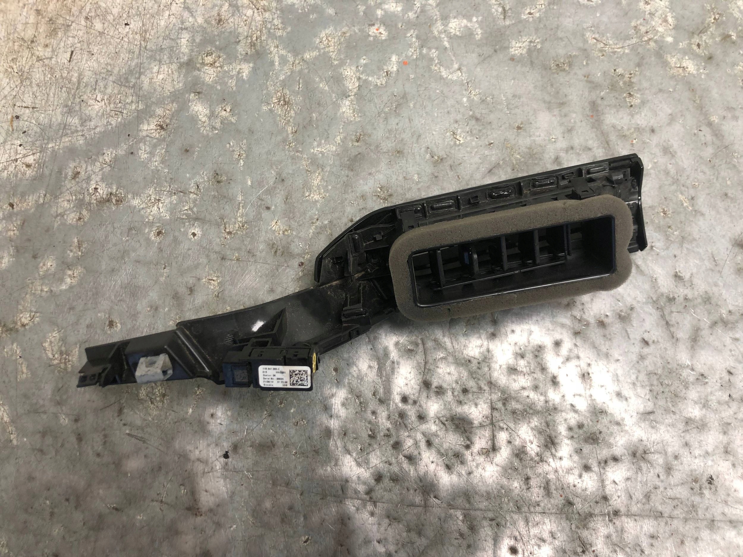 grid air conditioning devices consoles VW ID4 ID.4 11B947095C 11B858415E