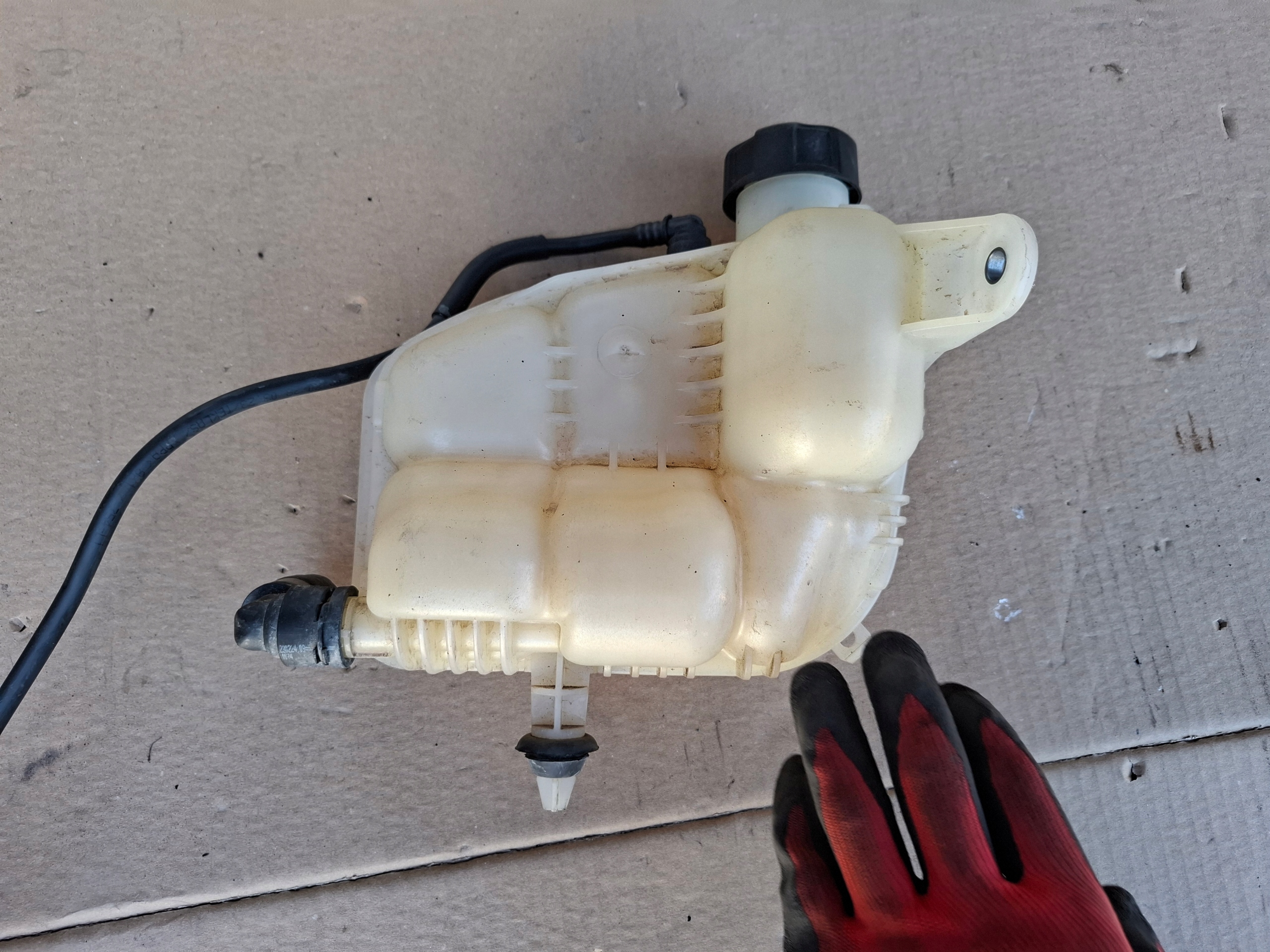 MINI F56 LIFT 2.0B VASCHETTA Serbatoio acqua 8687503