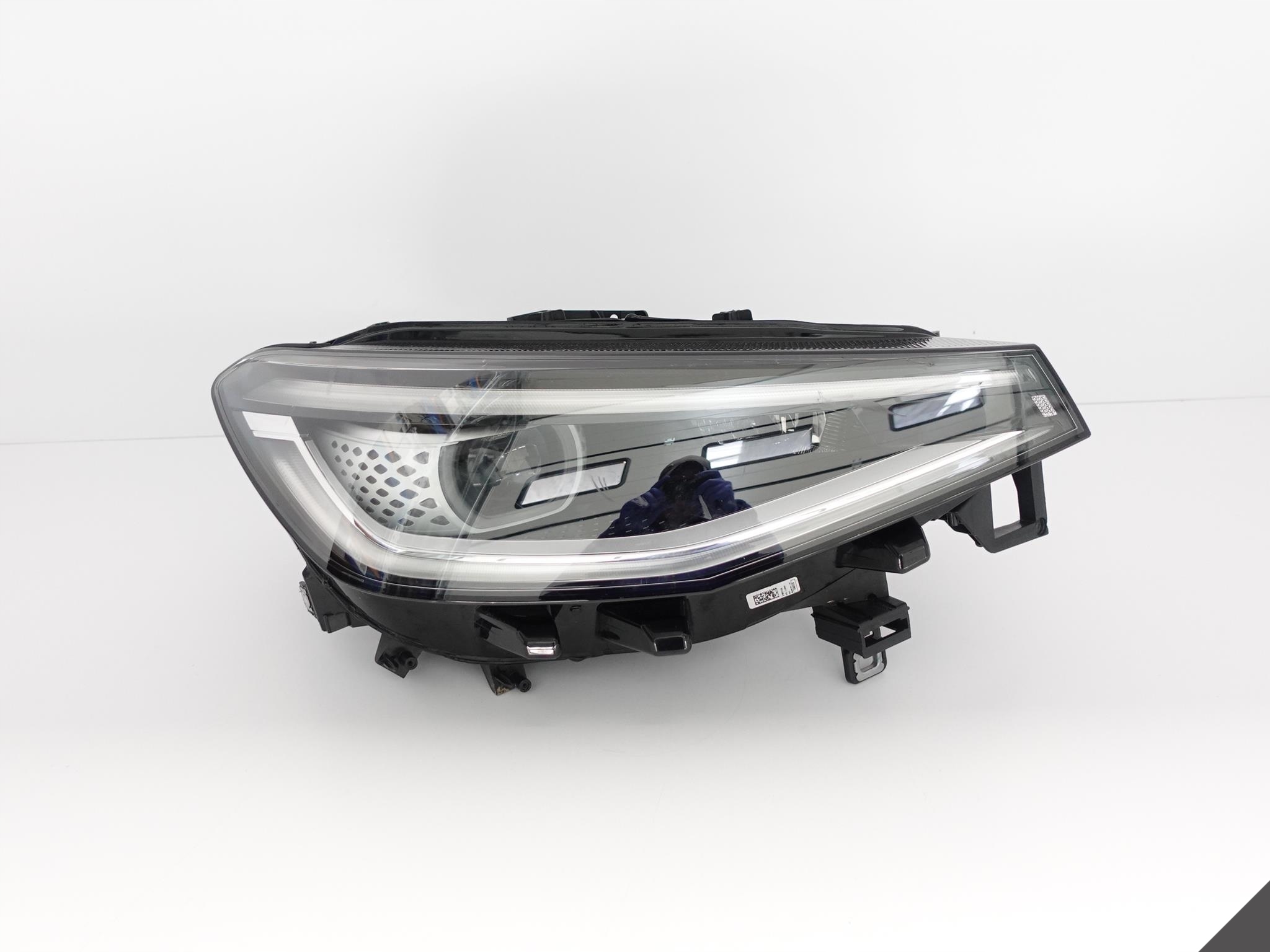 VW ID.4 11B 20- light IQ.LIGHT FULL LED EU B.LADNA
