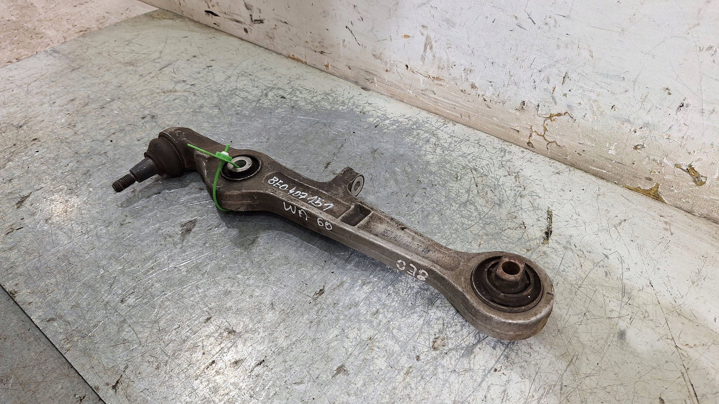 arm front right lower front 8E0407151K AUDI A4 B6 B7