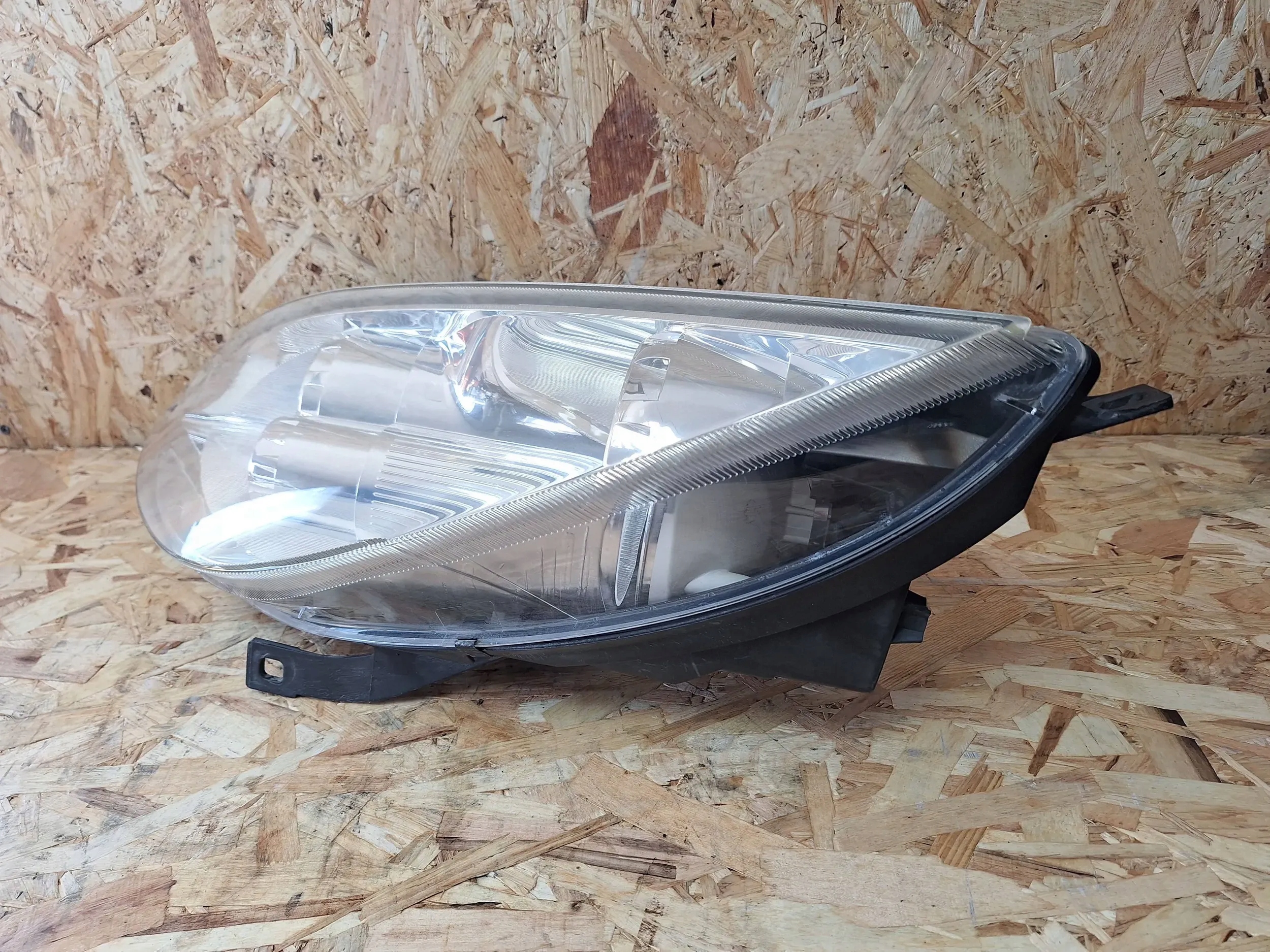 light front left Mitsubishi Colt 03-09 EU